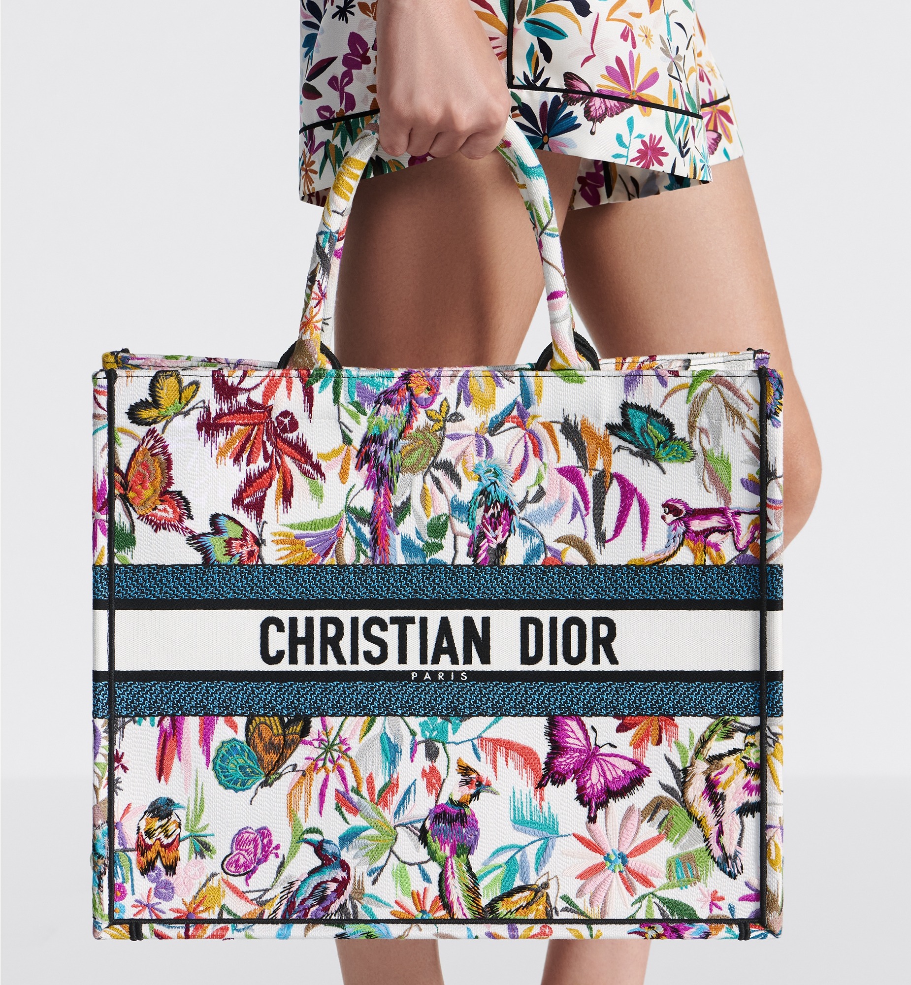Christian Dior Large Dior Book Tote Bag For Women M1286ZECJ_M933 – 42 Cm/ 16.5 Inches1:1High-quality replica