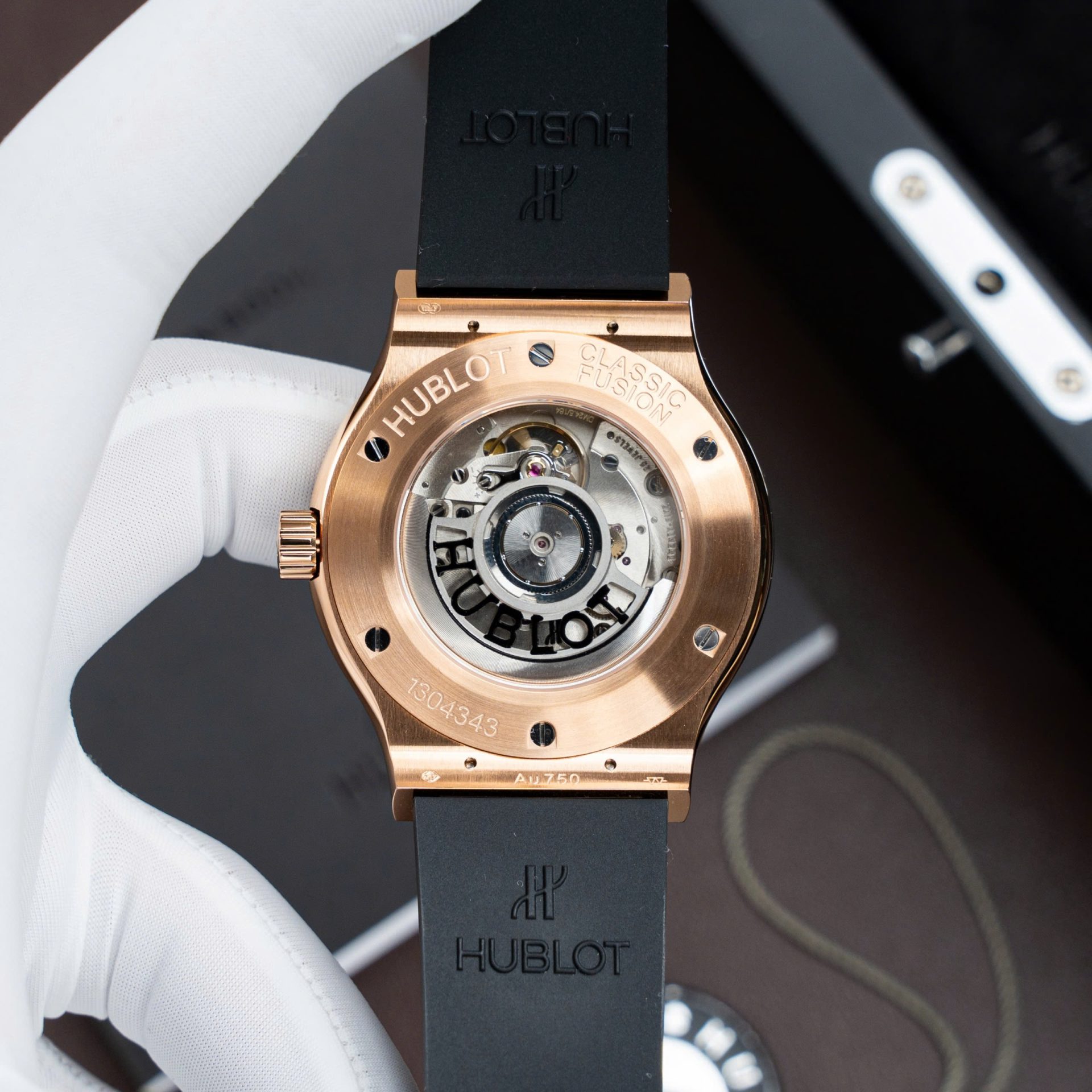 Hublot Classic Fusion King Gold Black Dial Copies Watches Movement SW300 Rubber Strap 42mm - Top club
