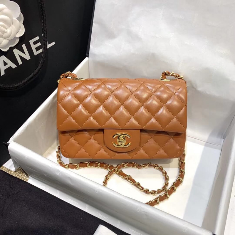 Replica Chanel Lambskin 20Cm Classic Flap Bag 11161:1High-quality replica