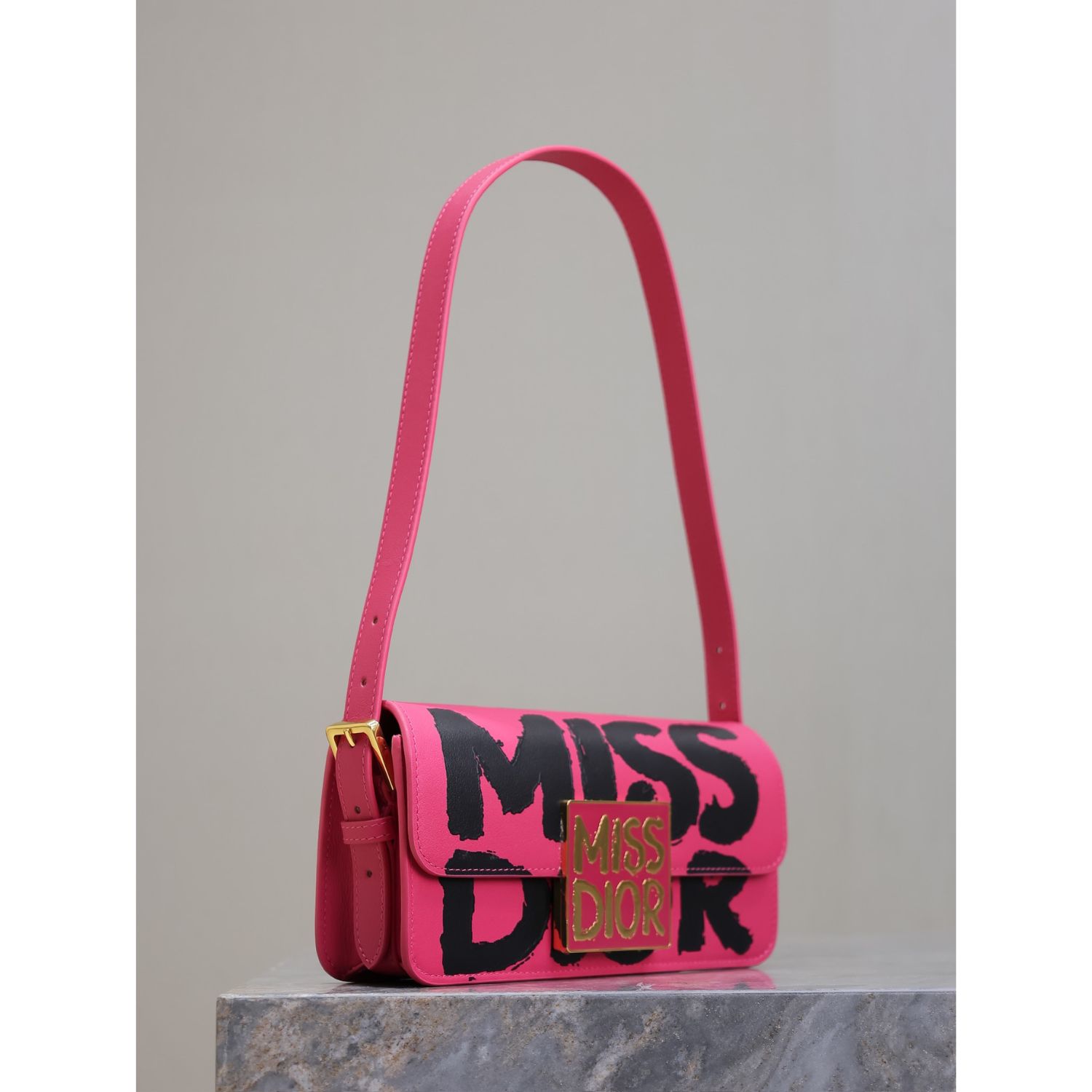 Miss Dior Flap Bag Fuchsia and Black For Women 22cm/8.5in  – M2610UZCJ_M9291:1High-quality replica