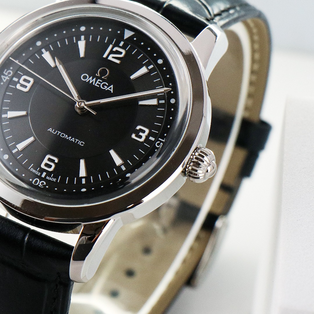 Omega Seamaster Mechanical Watch 40mm Italian imported calfskin black leather(1:1 replica) - Top club