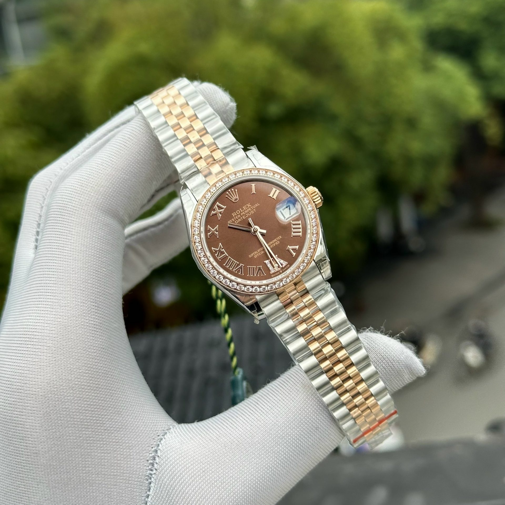 Rolex Replica 11 Watch DateJust Women s With Stone Benzene Jubilee Strap 31mm - Elite Watch Atelier