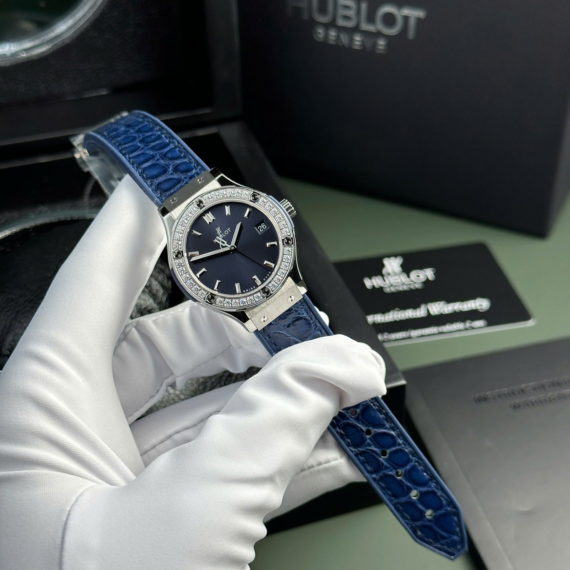 Hublot Classic Fusion Replica Watches Womens Blue HB Factory 33mm - Elite Watch Atelier