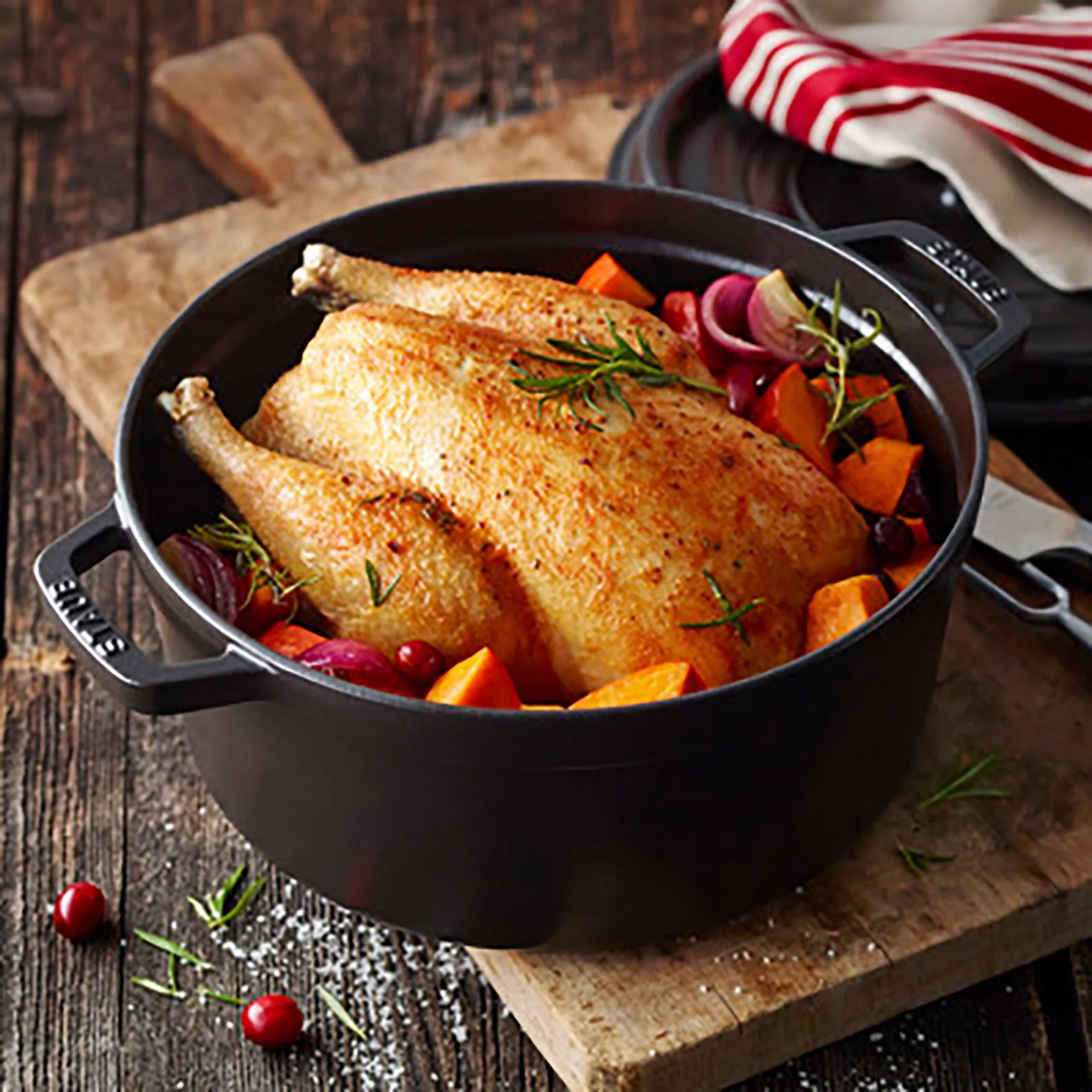 Staub Cast Iron 2.75-qt Round Cocotte - Basil - Image 33