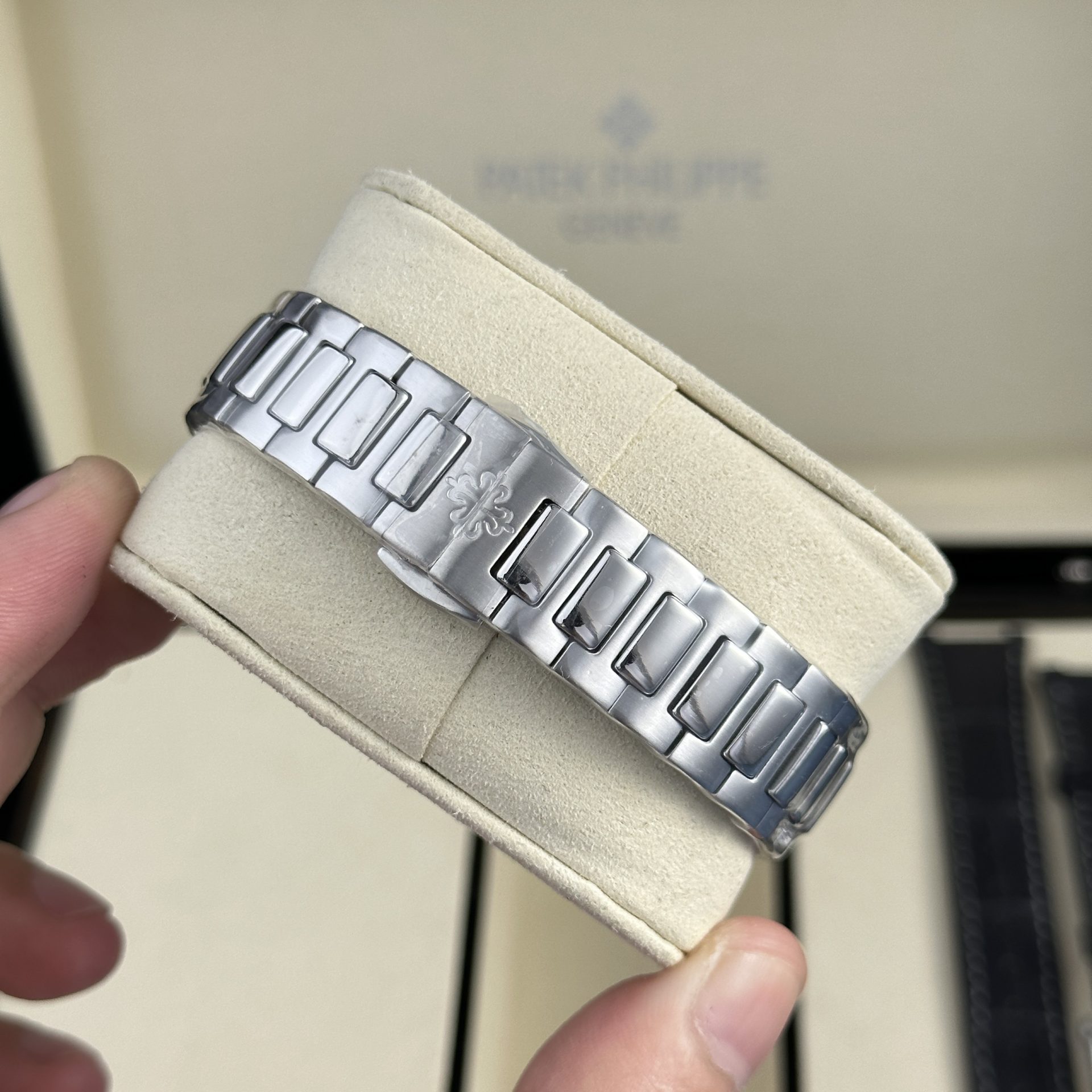 Patek Philippe Replica Watches Nautilus 7010 Womens Black Dial 32mm - Top club