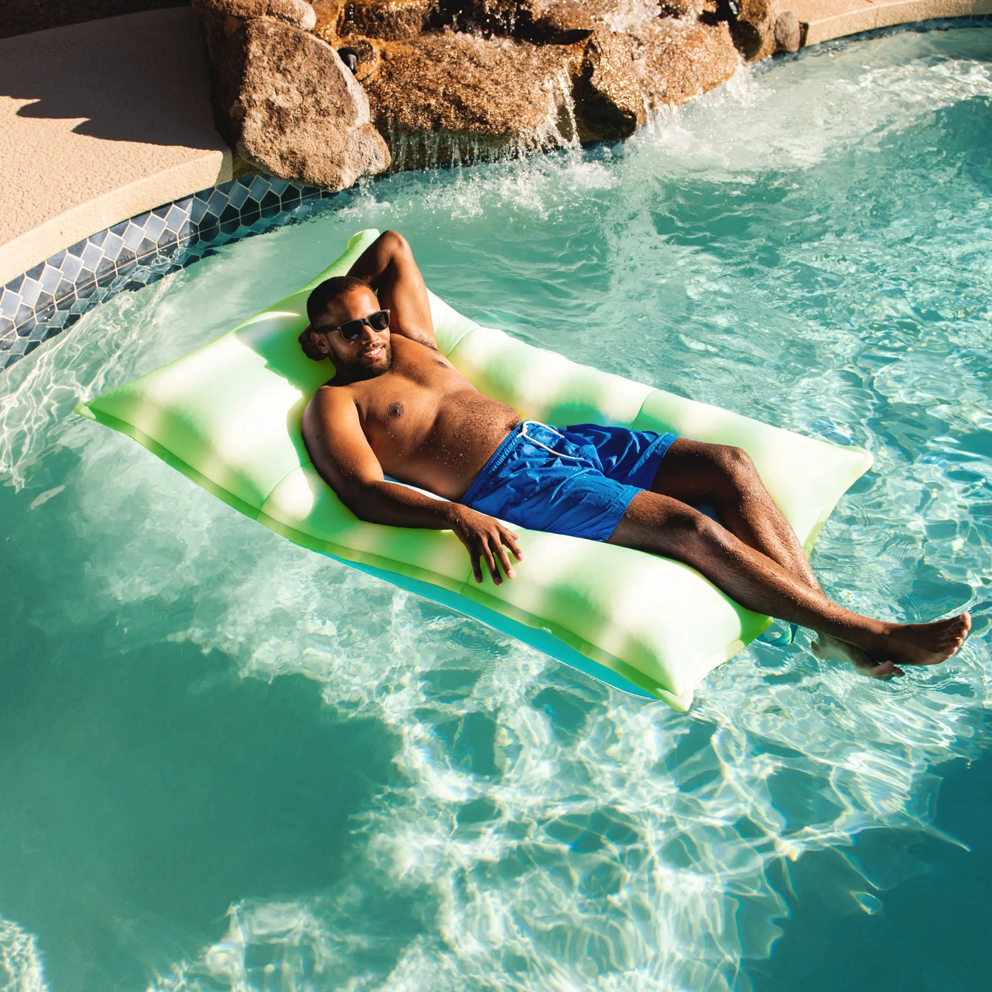 Big Joe Lagoon Lounger No Inflation Needed Pool Float, Americana Nautical Stripe Double Sided Mesh, Quick Draining Fabric, 5 feet Giant - Image 21