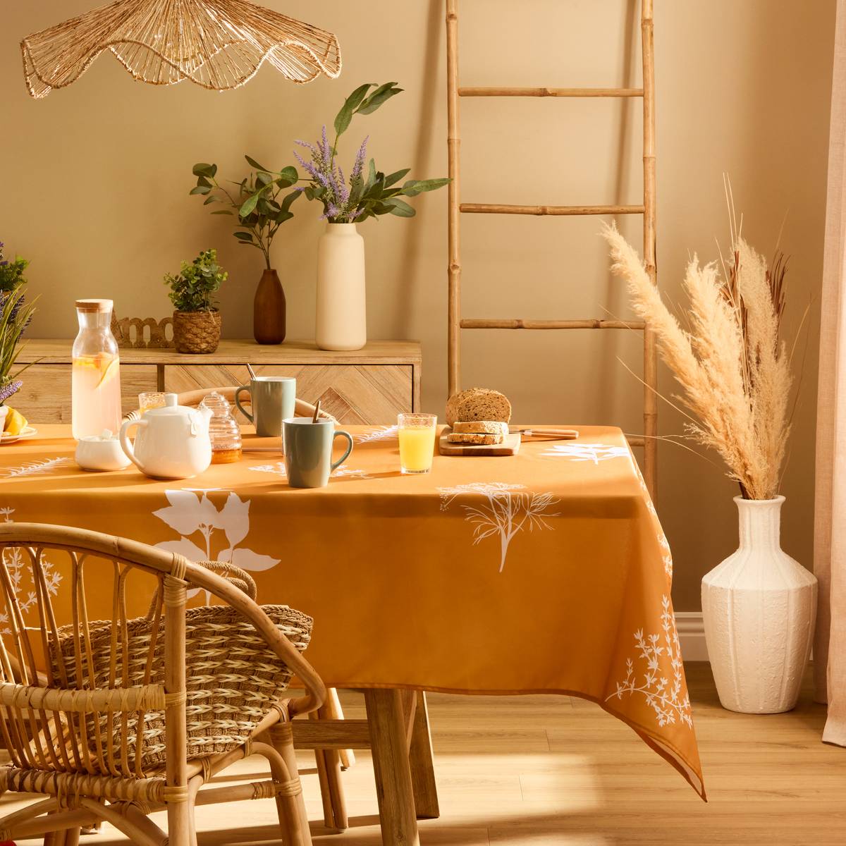 Tablecloth "Garrigue" 300x150 cm, Mustard