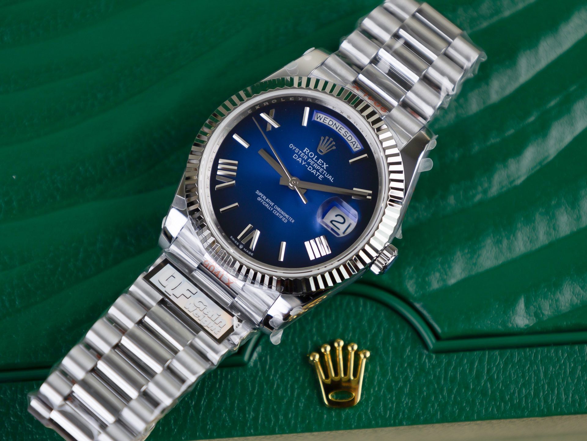 Rolex Best Replica Watch Day-Date Blue Ombre QF Factory 40mm - Elite Watch Atelier