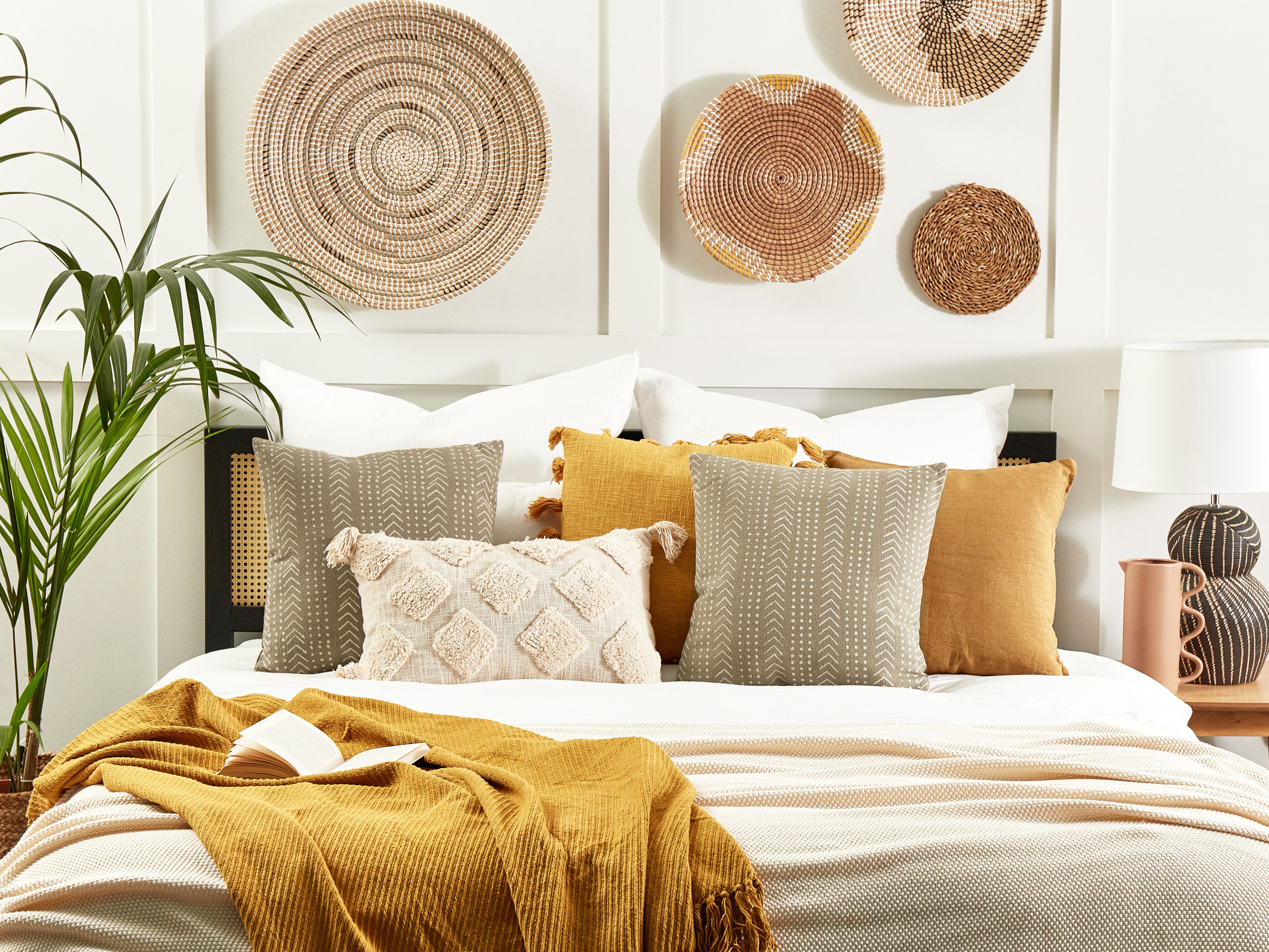 Throw Cushion SENECIO Cotton 45 x 45 cm Beige Geometric Pattern