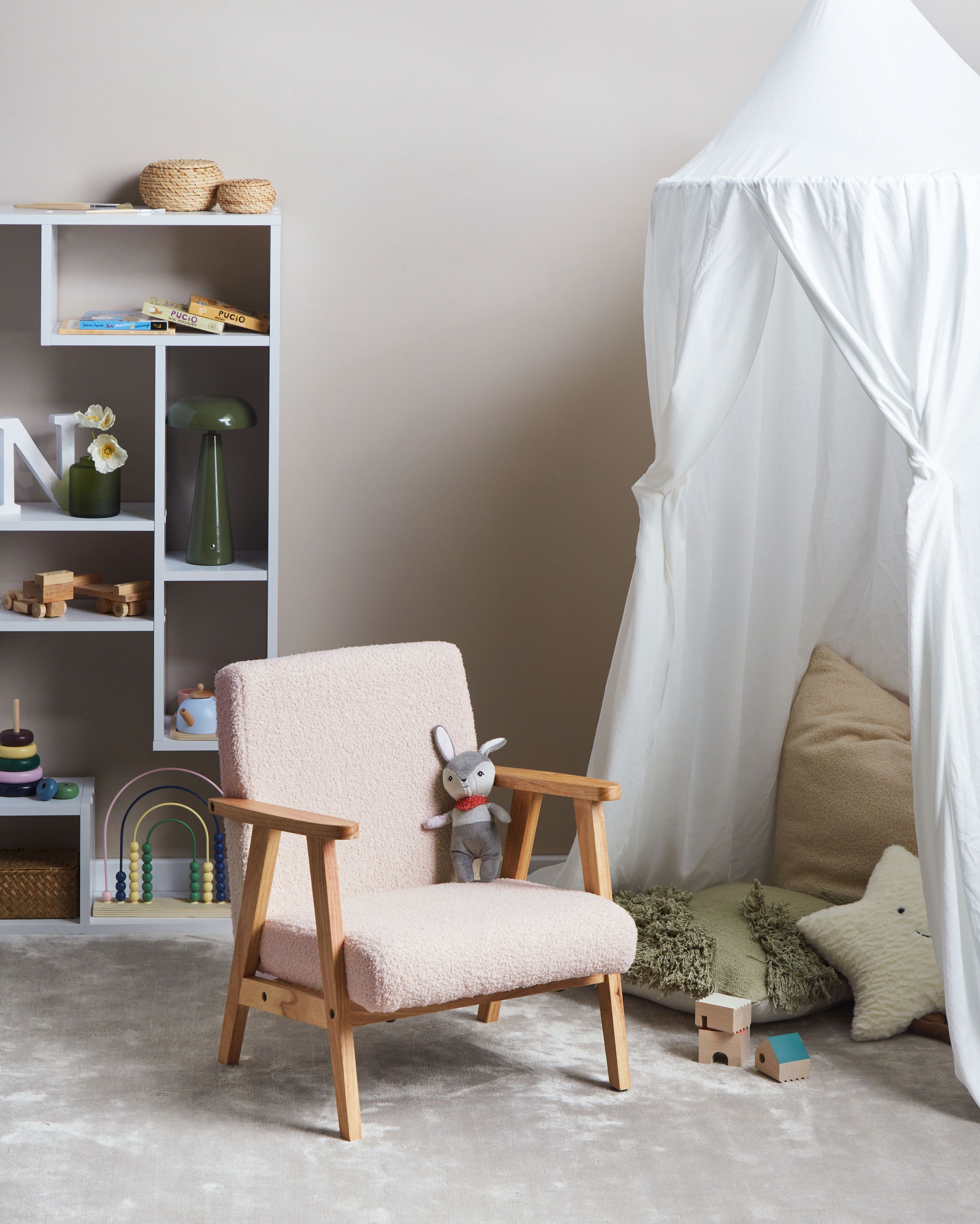 Kids Armchair LINDE Boucle Pastel Pink
