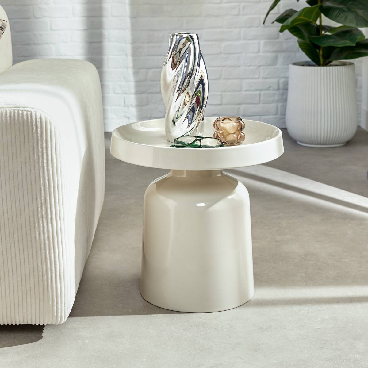 Side Table "Abadi" Clay, 43x43 cm