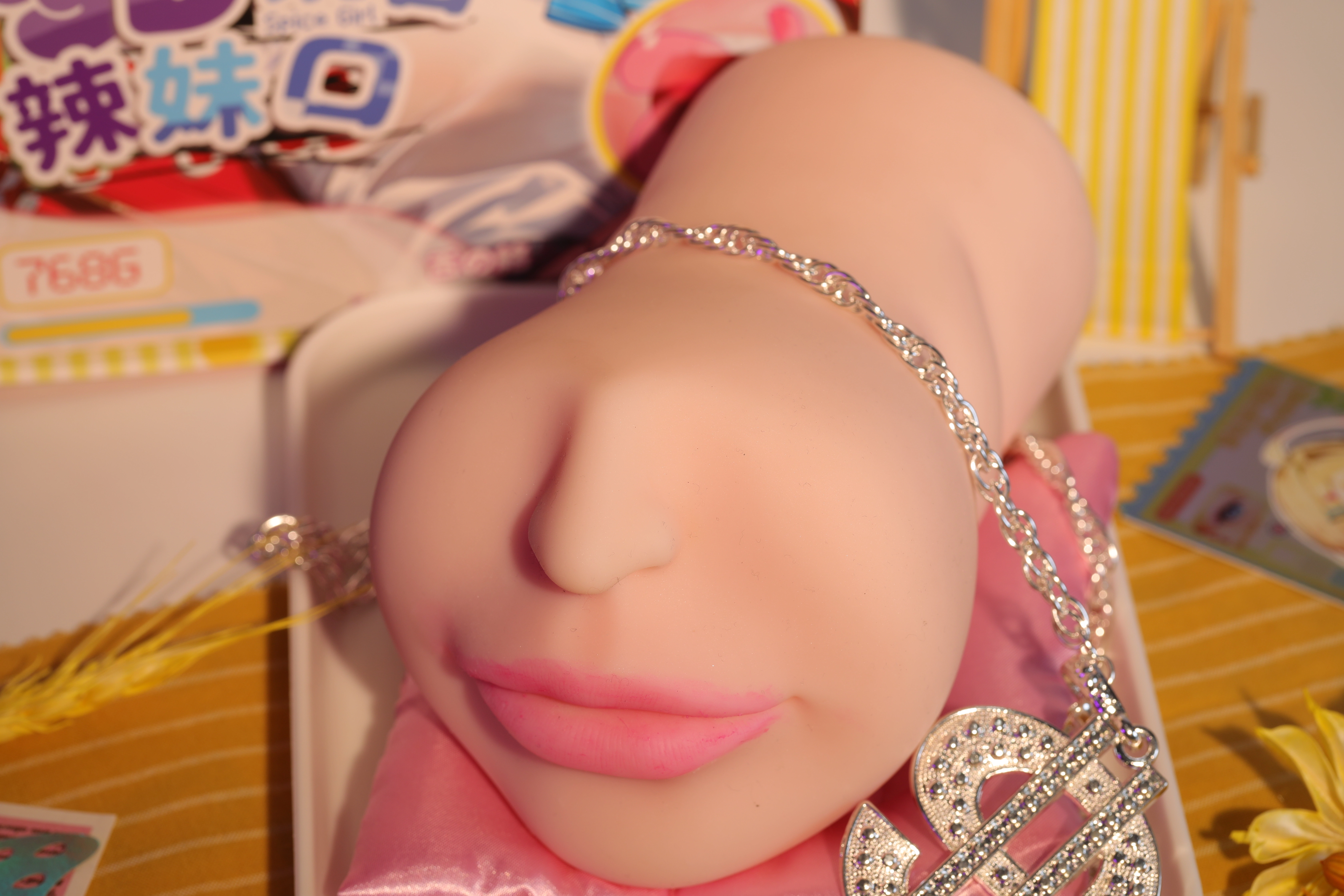 Dr.YUU Anime Oral Masturbator with magnetic charging accessory