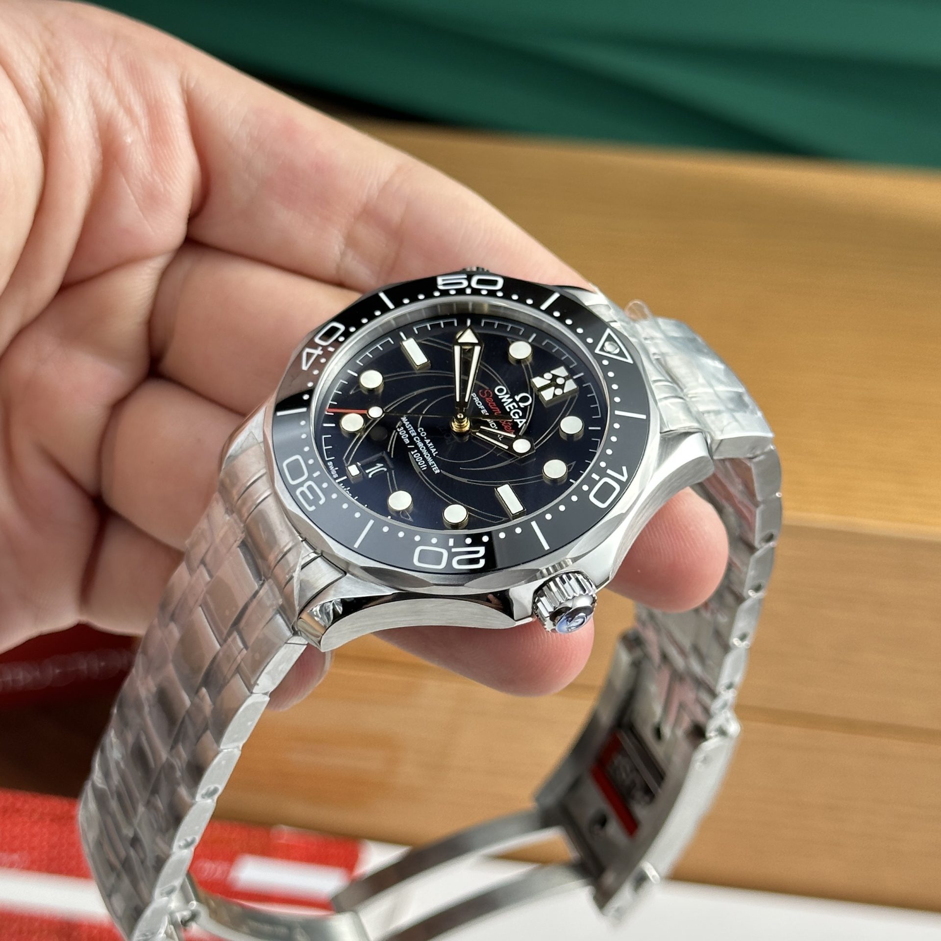 Omega Replica 1:1 Watch Seamaster James Bond 007  VS Factory 42mm - Top club