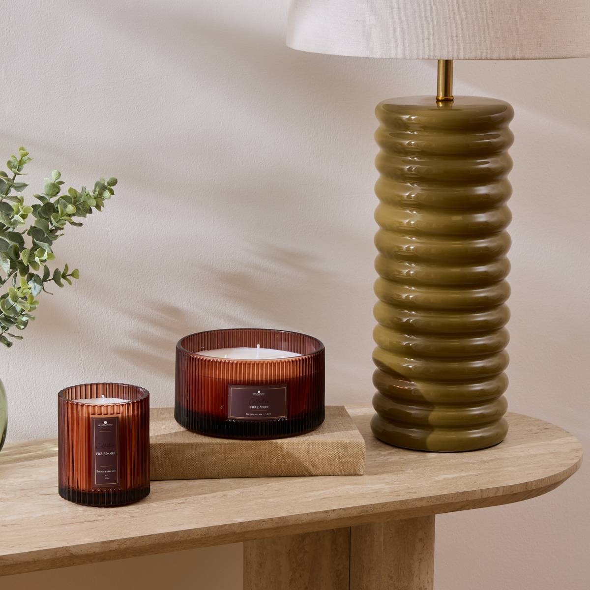 Scented Candle "Albie" Black Fig, Dark Red, 635g