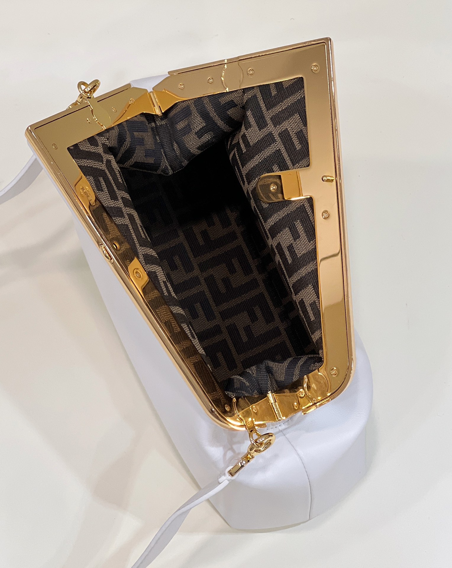 Fendi First - Replicaclubs