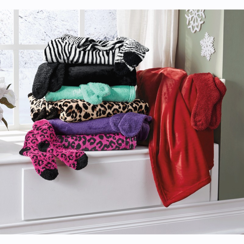 Snuggly Throw Blanket and Socks Gift Set - MIDNIGHT VELVET CATALOG