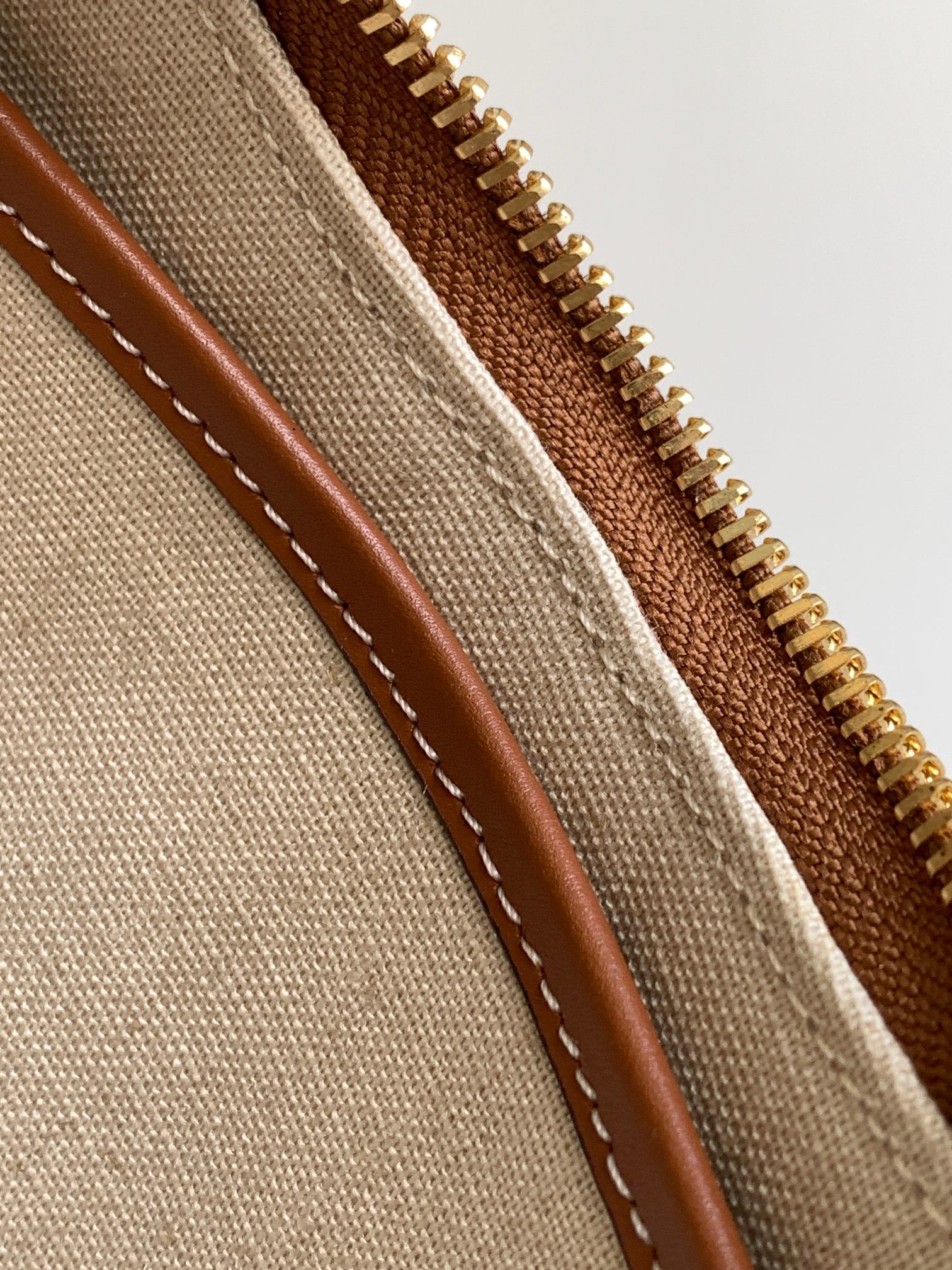 The BEST Celine Counter Quality Replica Available Online!1:1High-quality replica