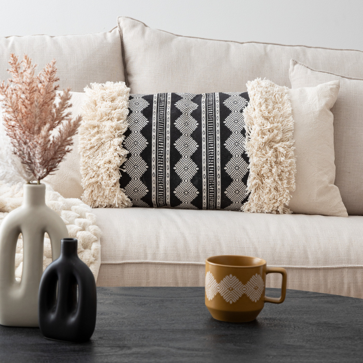 Jacquard cushion "Inuit dreams" Khaki green, 45x45 cm