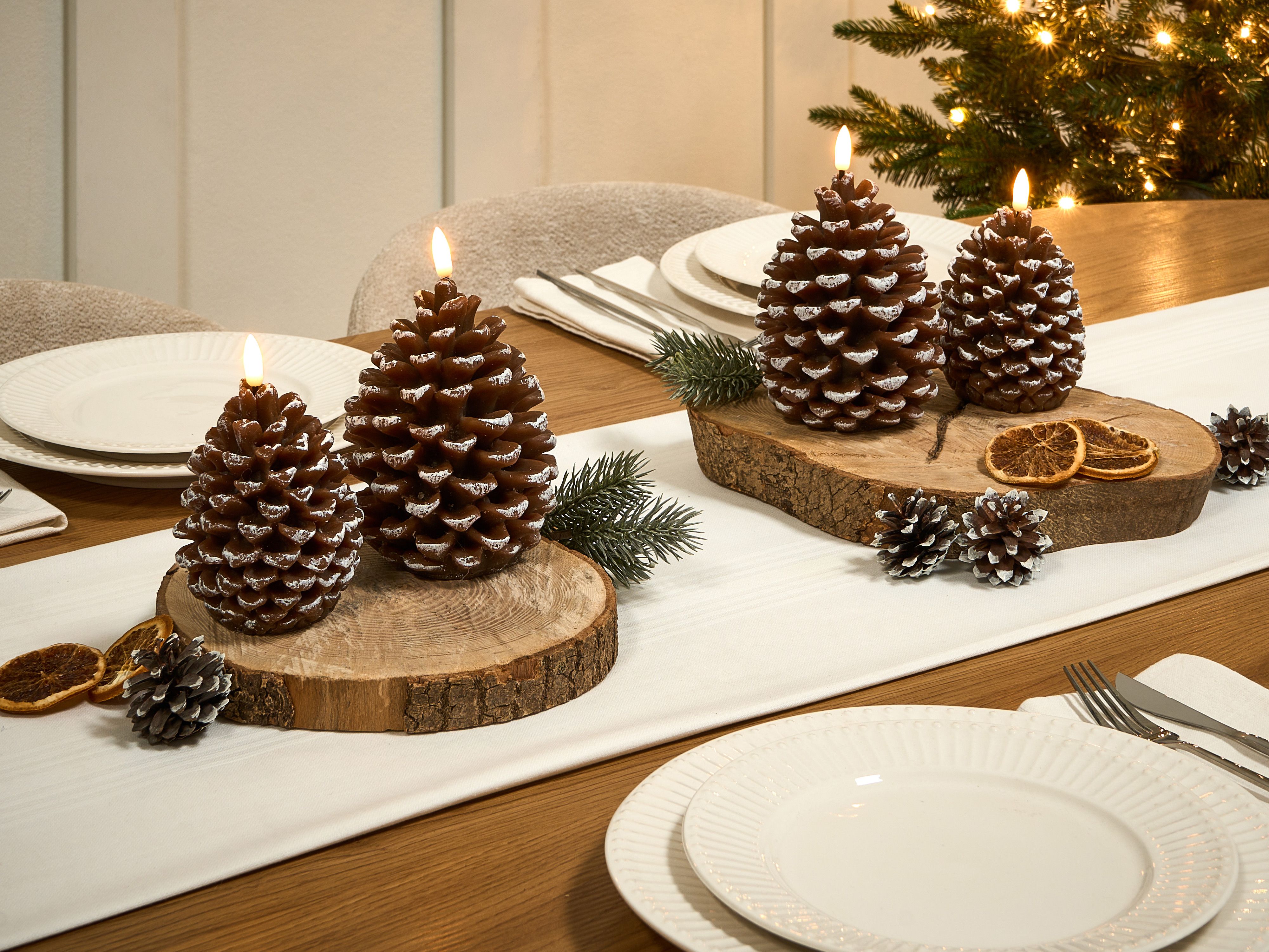 Set of 4 LED Candles IVRESSE Pinecone 15/12 cm Brown