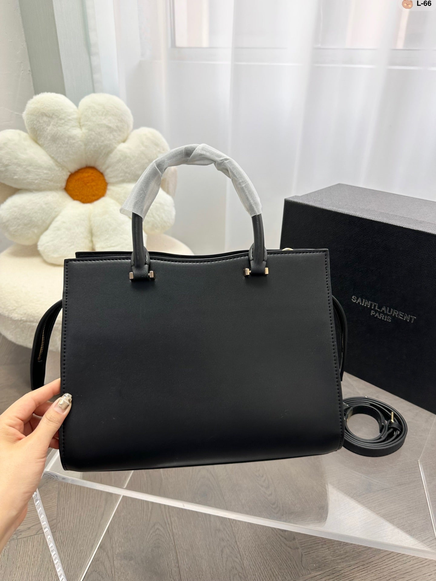 TO – Luxury Bags SLY 2821:1High-quality replica