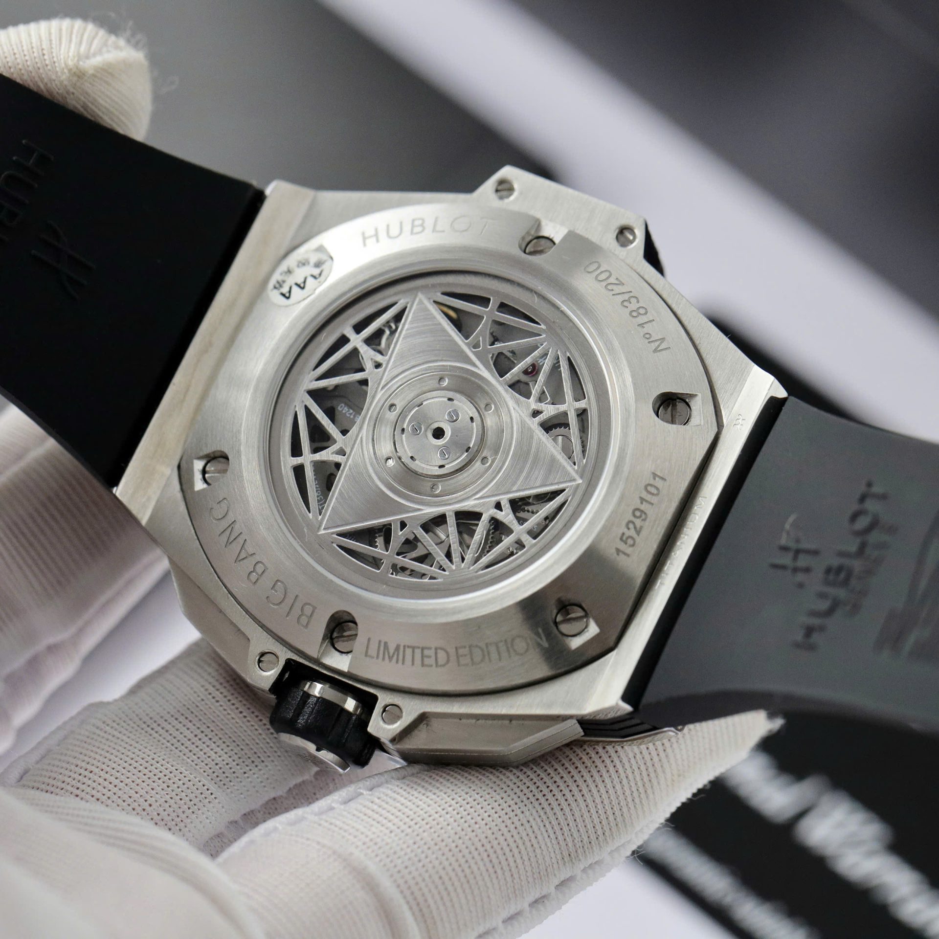 Hublot Big Bang Sang Bleu II Replica Watch Custom Moissanite Diamonds 44mm - Top club
