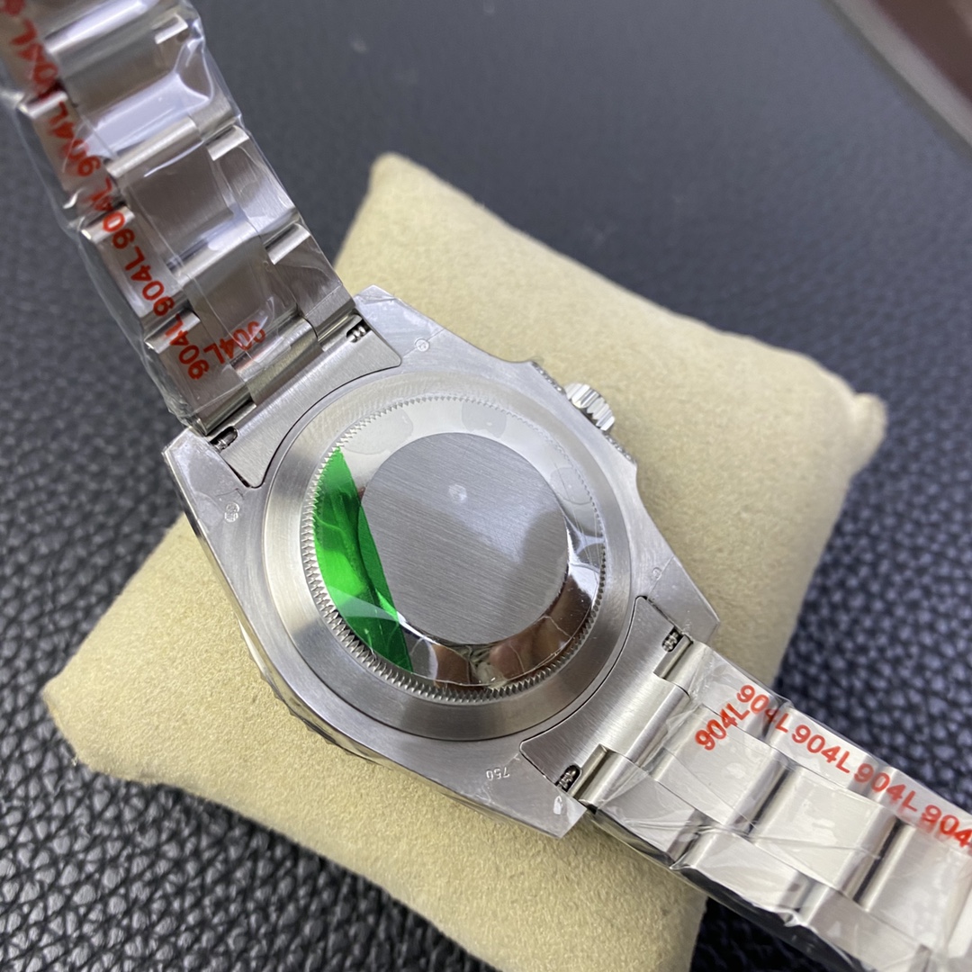 Rolex Submariner Special Edition with Diamonds - Pink Diamonds - 40mm(1:1 replica) - Elite Watch Atelier