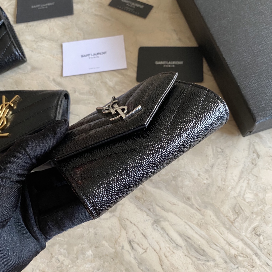 MONOGRAM CARD CASE IN GRAIN DE POUDRE EMBOSSED LEATHER1:1High-quality replica