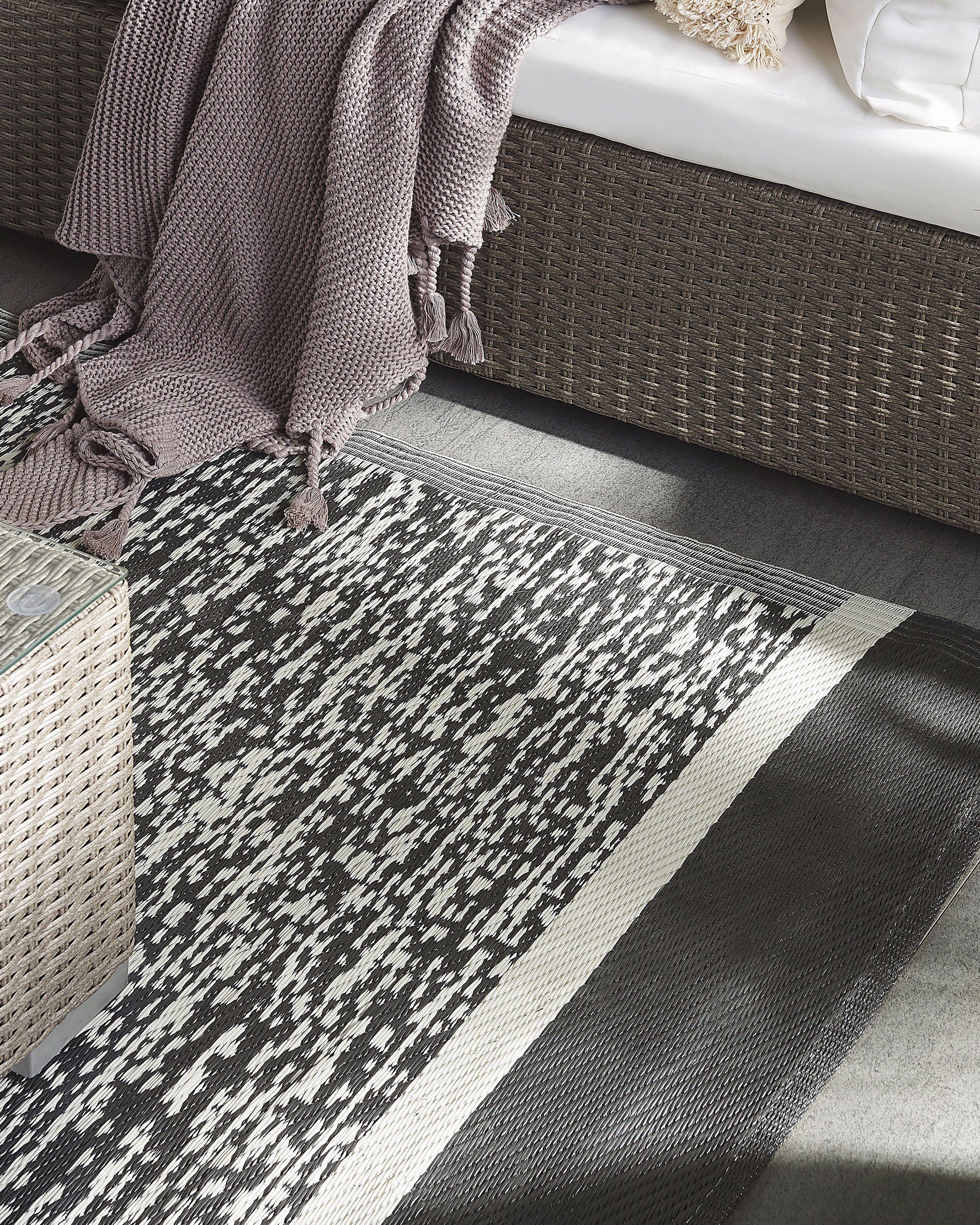Outdoor Rug BALLARI Black 120 x 180 cm
