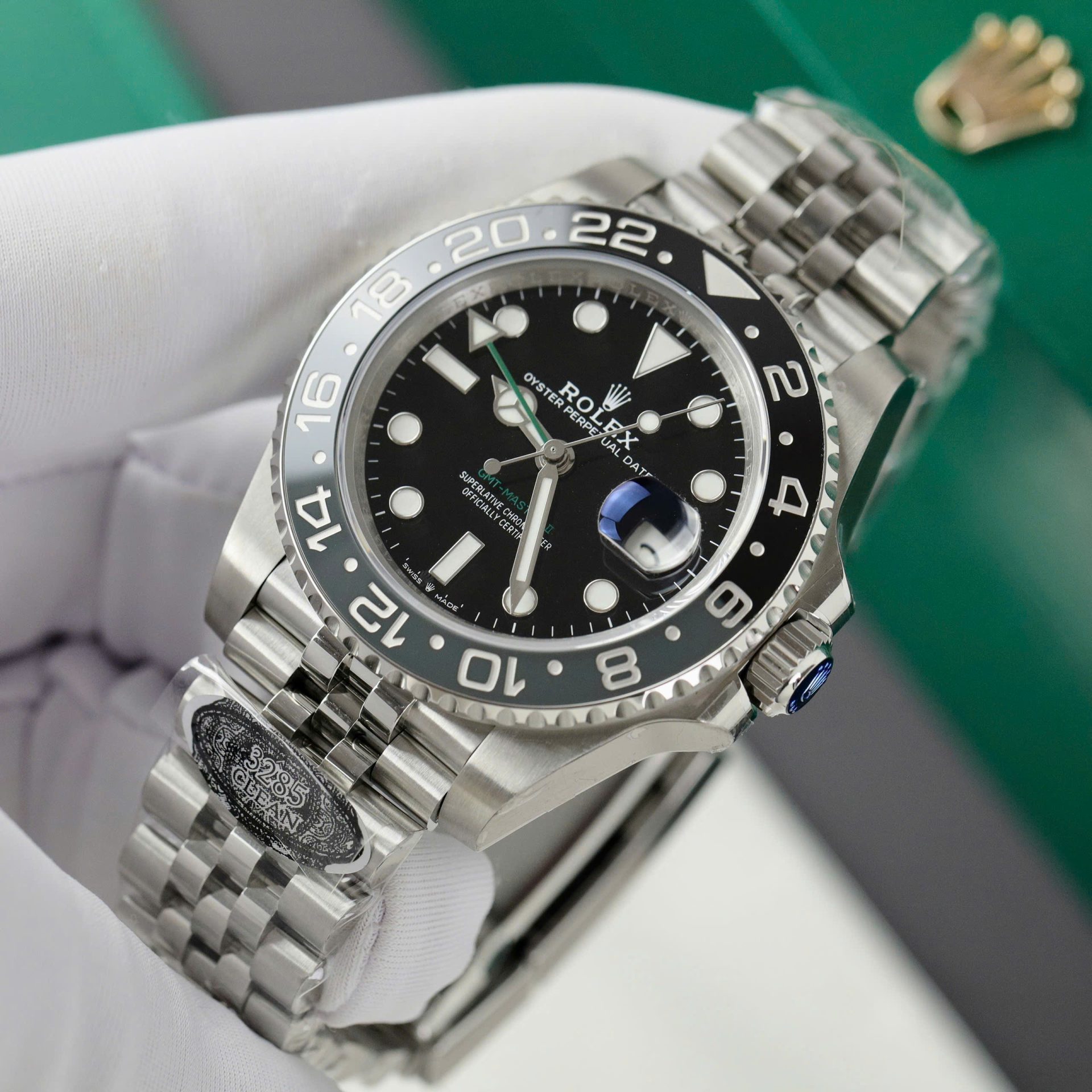 Rolex GMT-Master II 126710GRNR Replica Watch Black Dial Clean Factory 41mm - Elite Watch Atelier