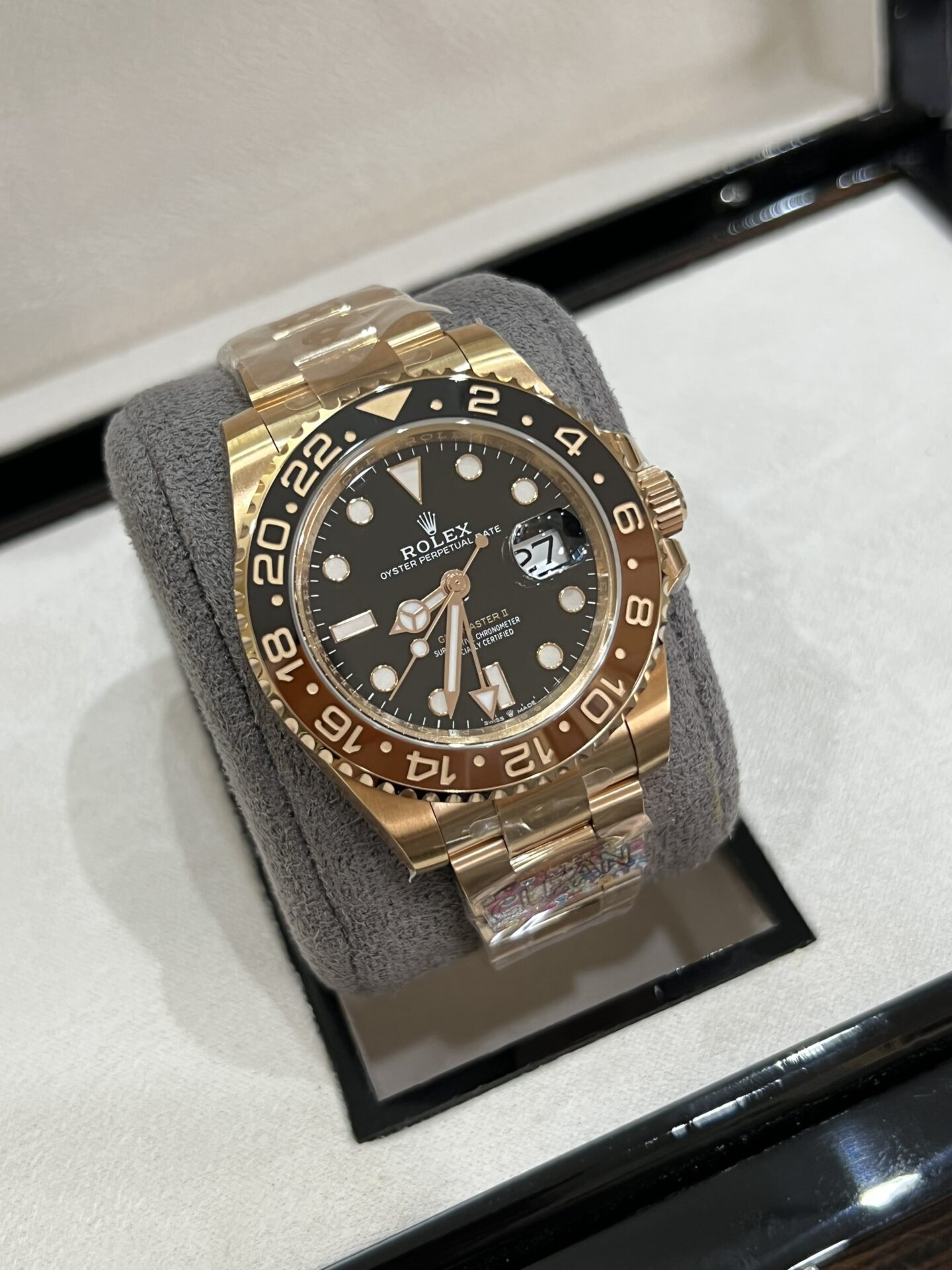 Rolex GMT-Master II 126715CHNR Replica Watch Root Beer Clean Factory 40mm - Elite Watch Atelier