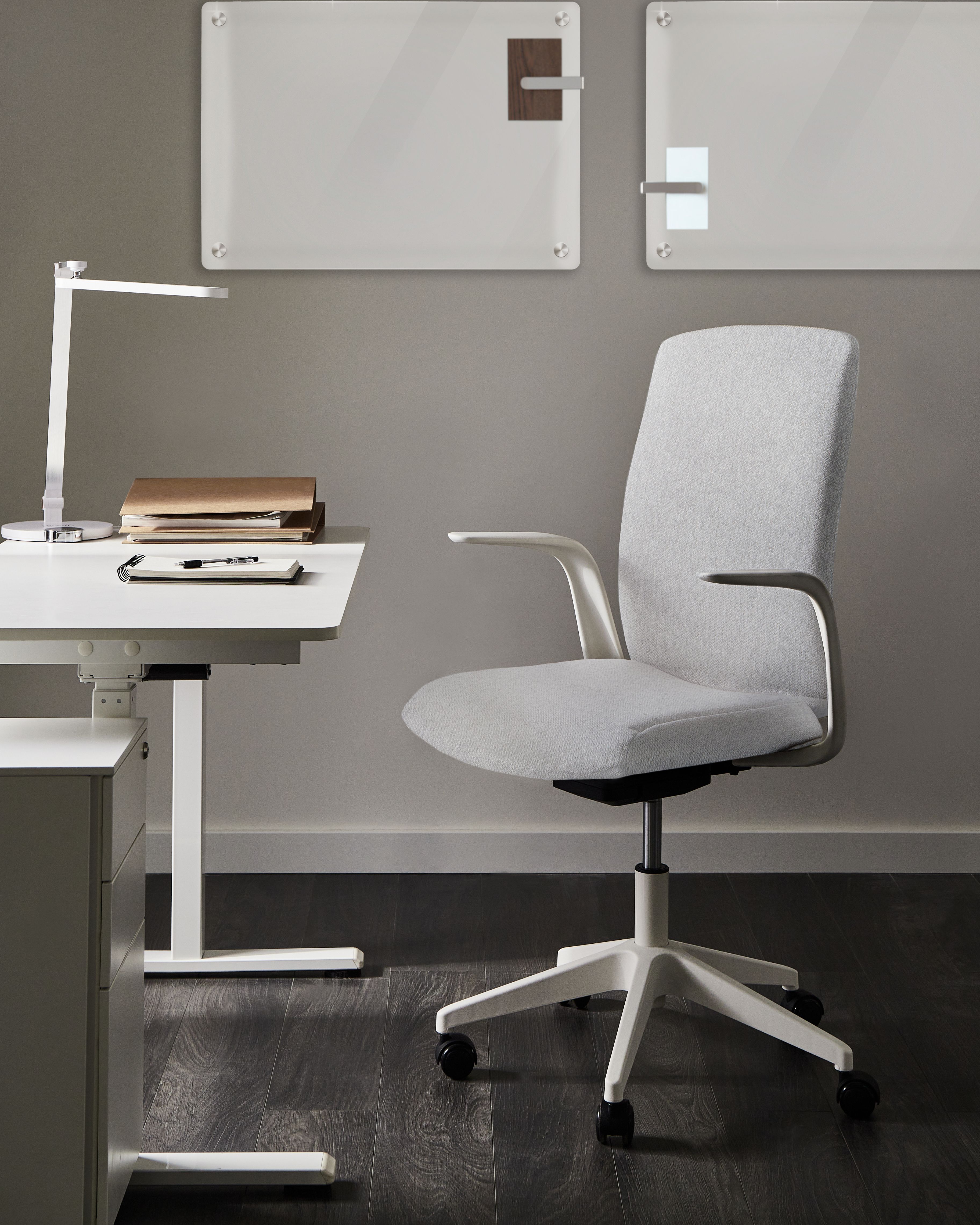 Office Chair CAPTAIN Fabric Light Grey