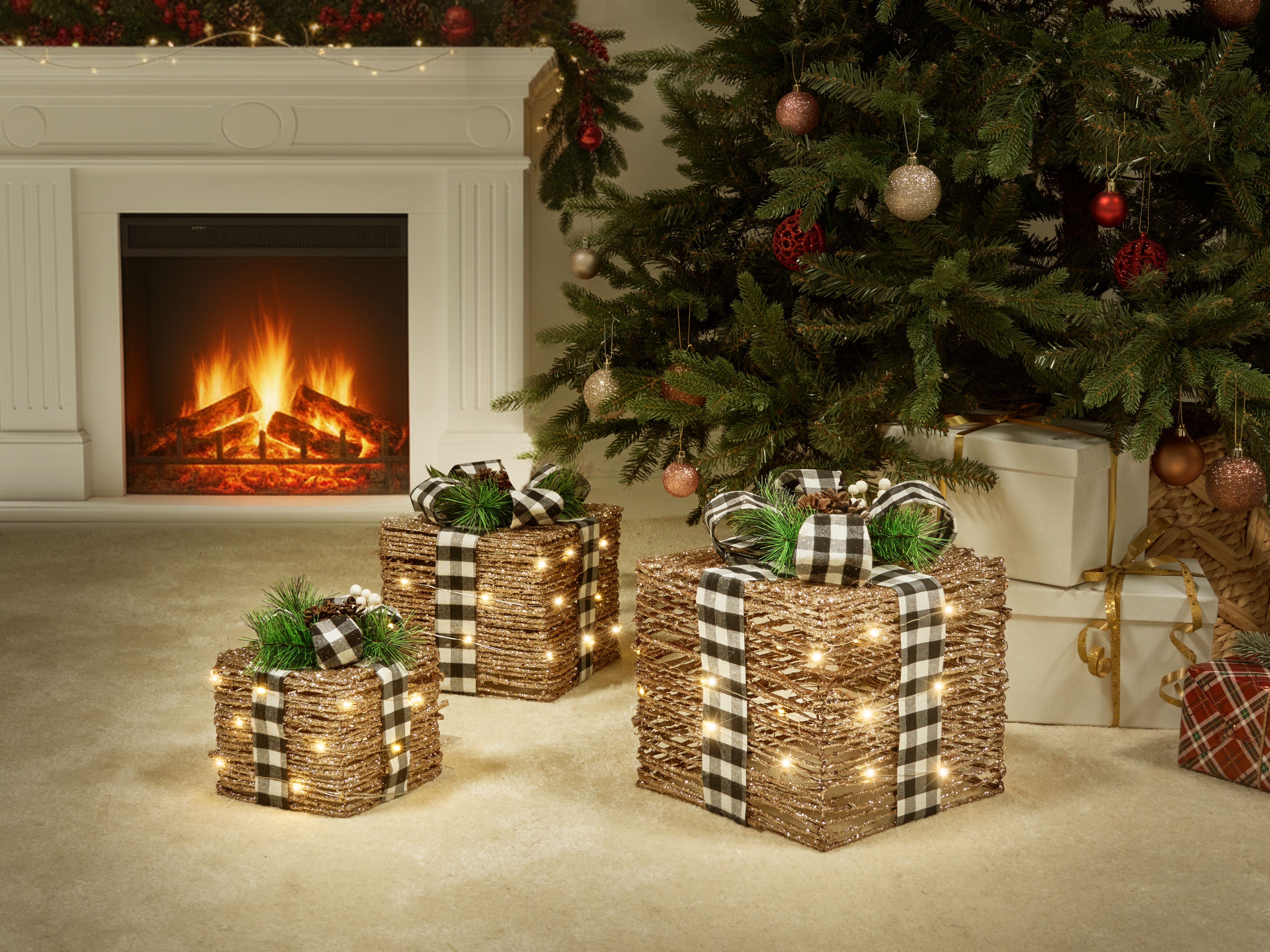 Set of 3 Christmas Decorations LED ARRESKOV Christmas Gifts 20/25/30 cm Brown