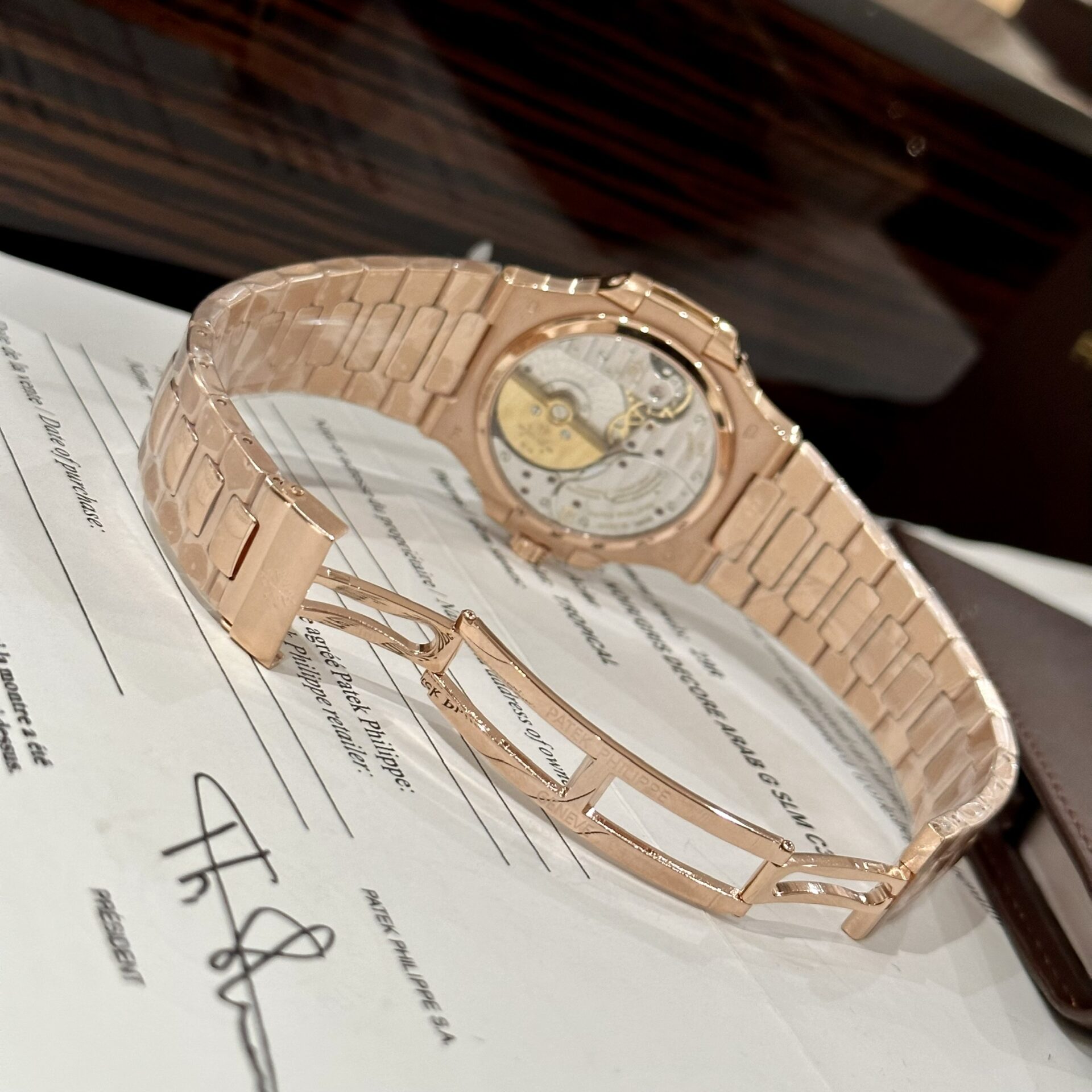 Patek Philippe Replica Watch Nautilus 5712 Rose Gold Plated Black Dial GRF 40mm - Top club