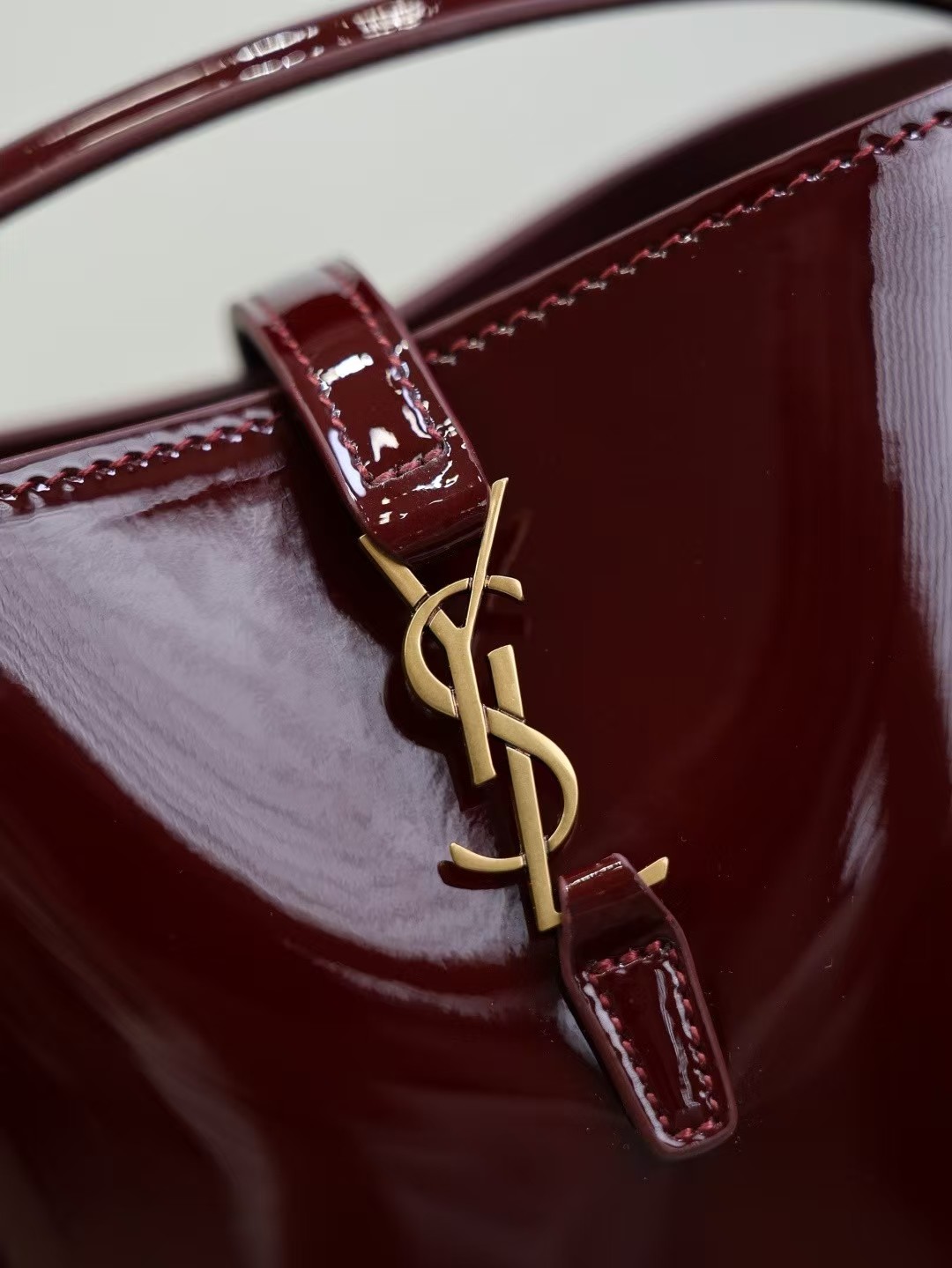 Saint Laurent LE 37 Mini Patent Leather HandBag1:1High-quality replica