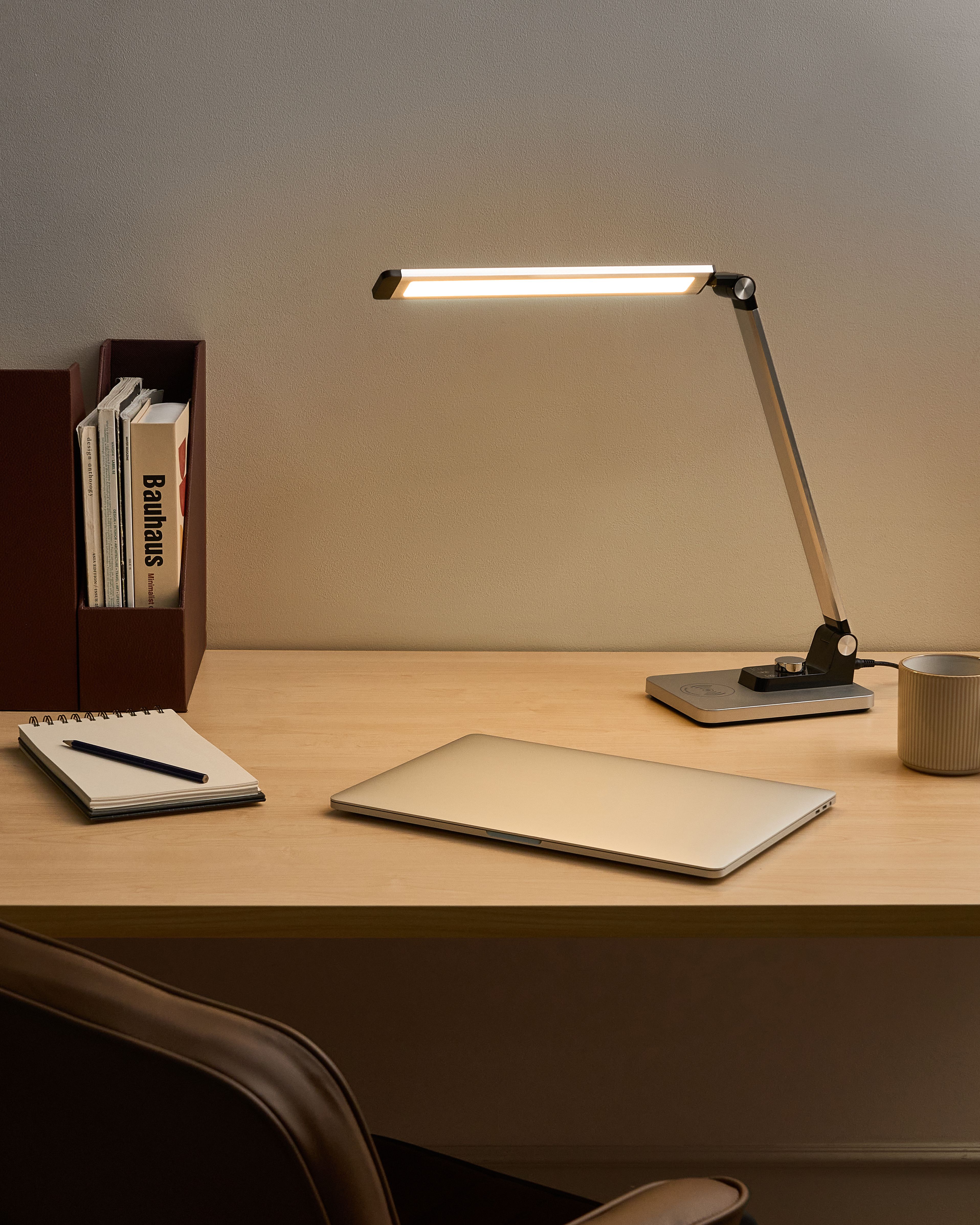 LED Desk Lamp ENIF with Wireless Charger Silver
