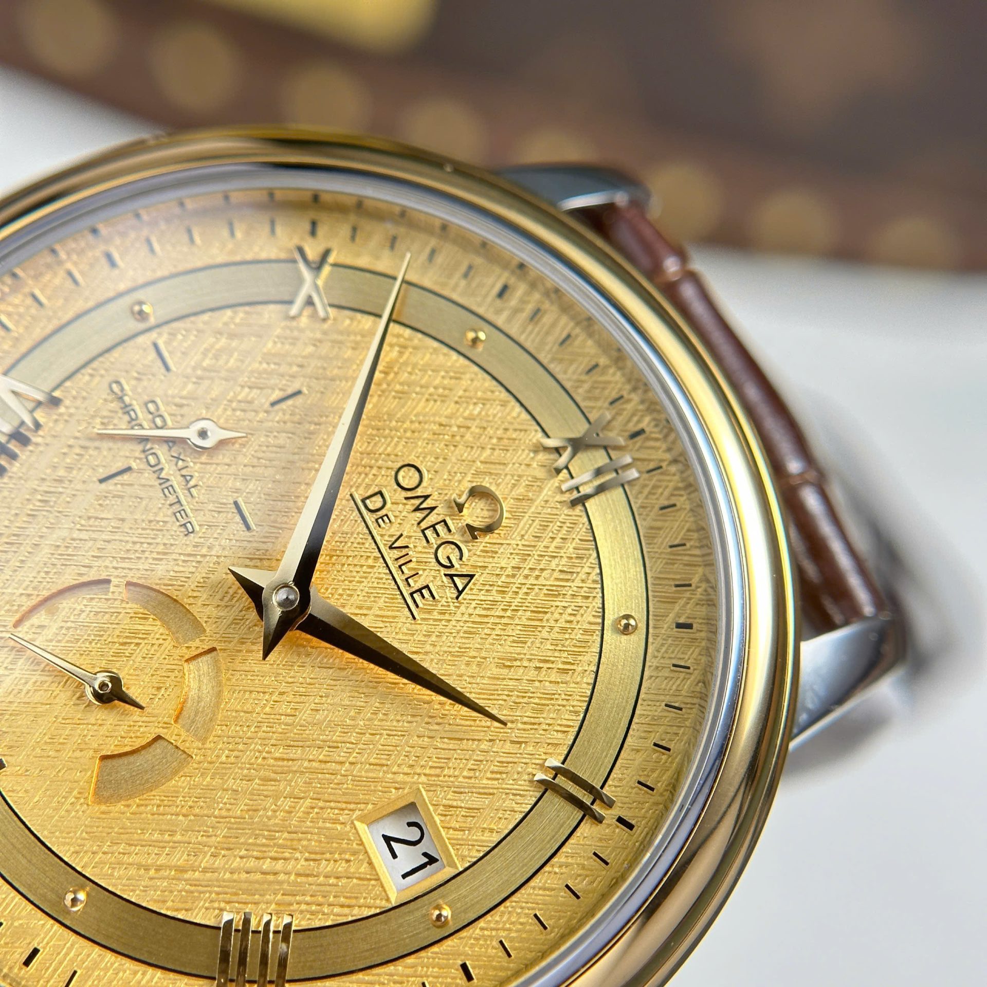 Omega De Ville Prestige Power Reserve Replica 11 Watch Yellow Dial Leather Strap 39.5mm - Top club