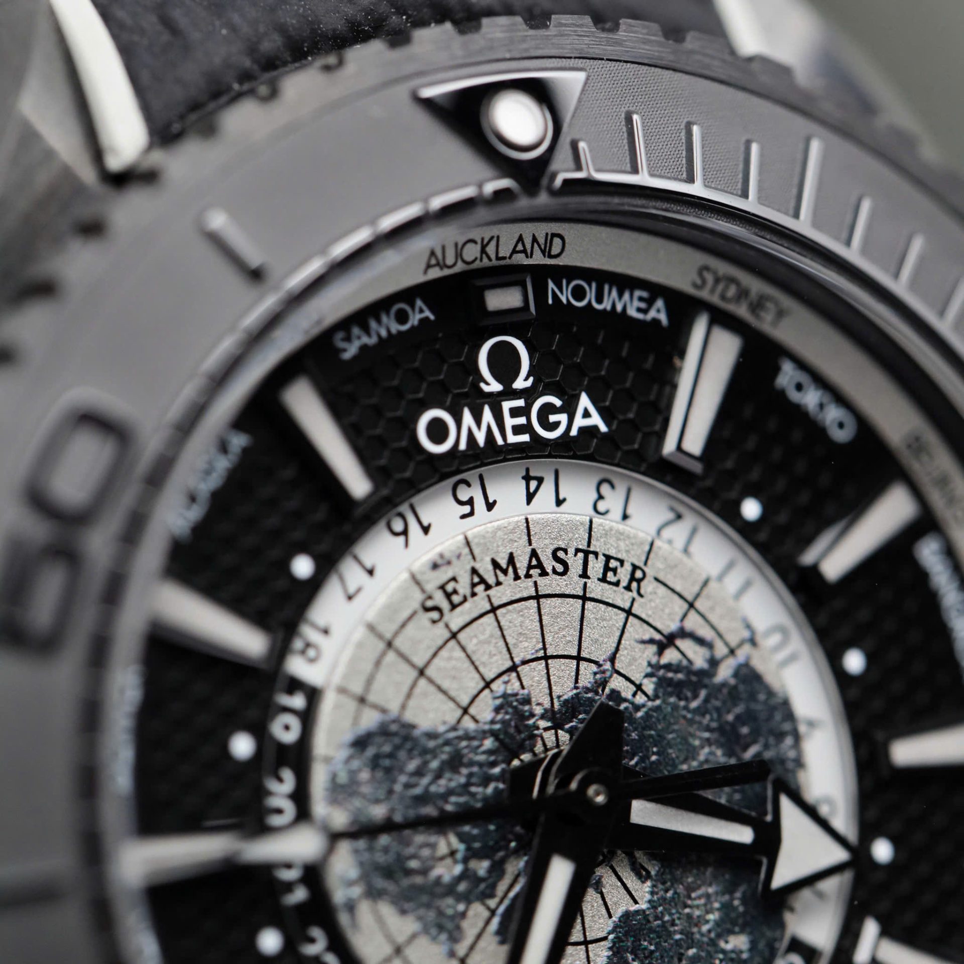 Omega Seamaster Planet Ocean Worldtimer Imitation Watches Black Ceramic Rubber Strap VS Factory 45.5mm - Top club