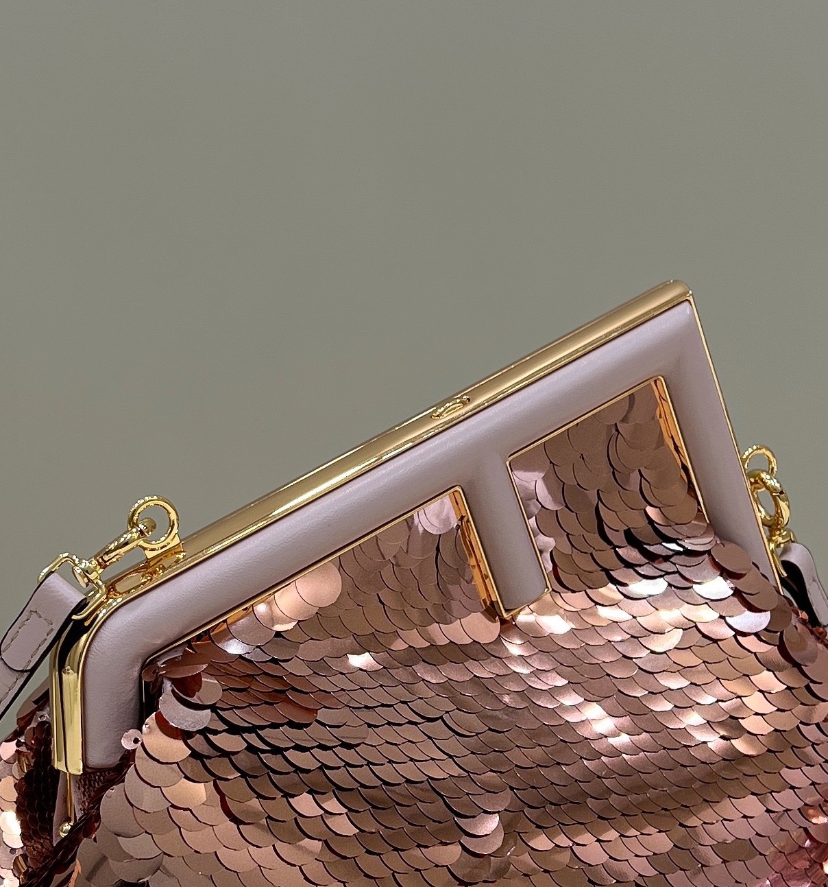 Fendi First - Replicaclubs