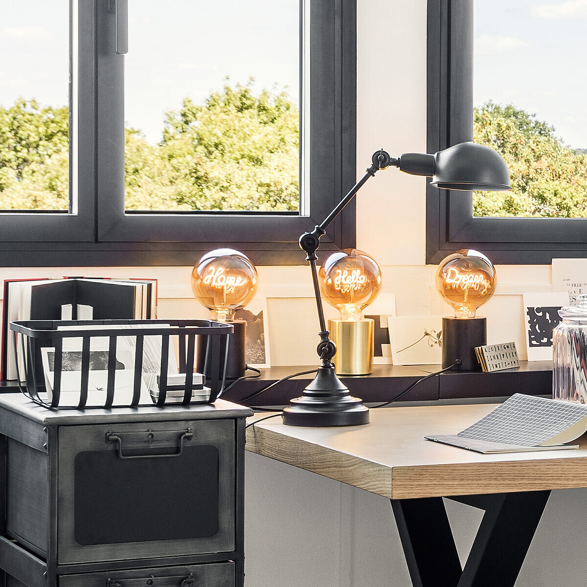 LED bulb "Hello" Amber Hello, D.13 cm, E27