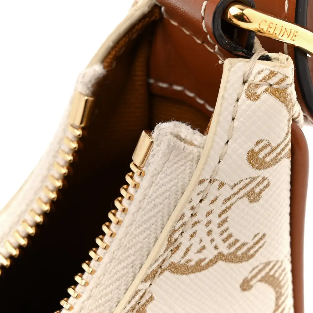 Shop Celine Ava Triomphe Replicas – Superfake Handbags That Impress1:1High-quality replica