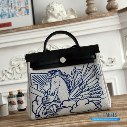 Hermès Herbag Zip 31 Bag | 31x25x10 cm | Luxury Canvas & Leather Shoulder Bag for Women | Spacious Everyday Hermès Tote1:1High-quality replica