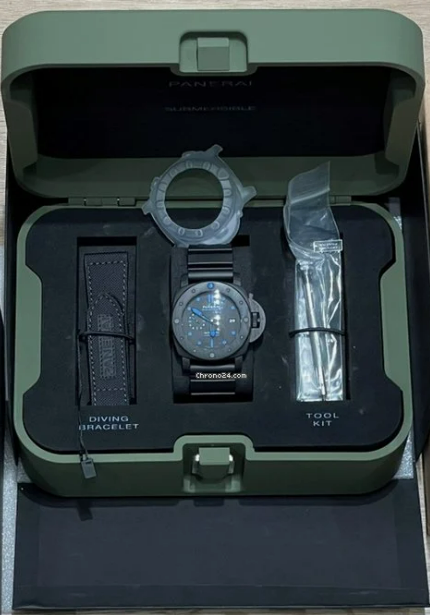 Panerai Submersible Carbotech�?PAM02616(1:1 replica) - Top club