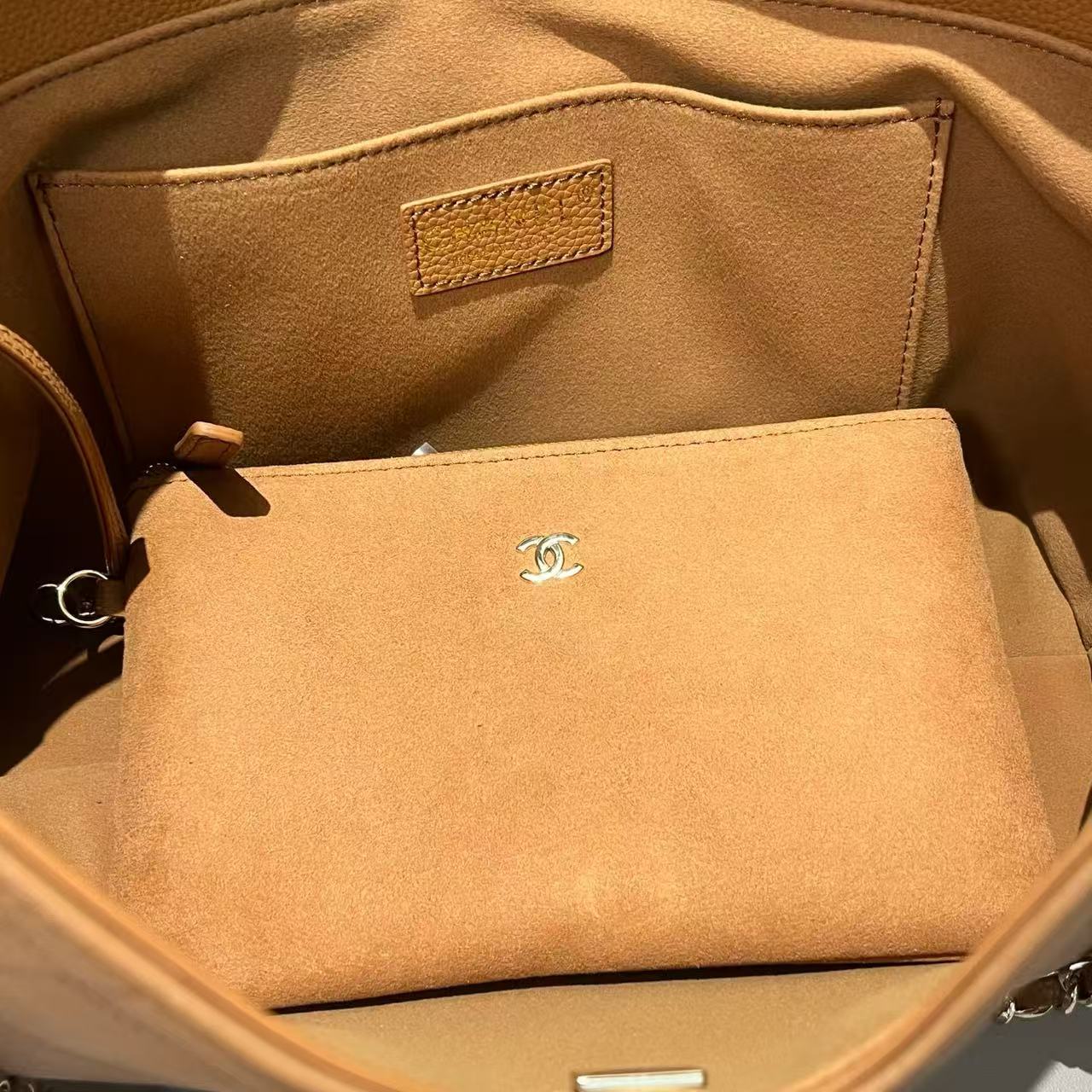 Chanel Maxi tote bag from the Spring/Summer 2026 collection1:1High-quality replica
