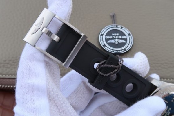 Replica Breitling Avenger II Seawolf SS GF Black Dial Black Rubber Strap A2824 - Top club