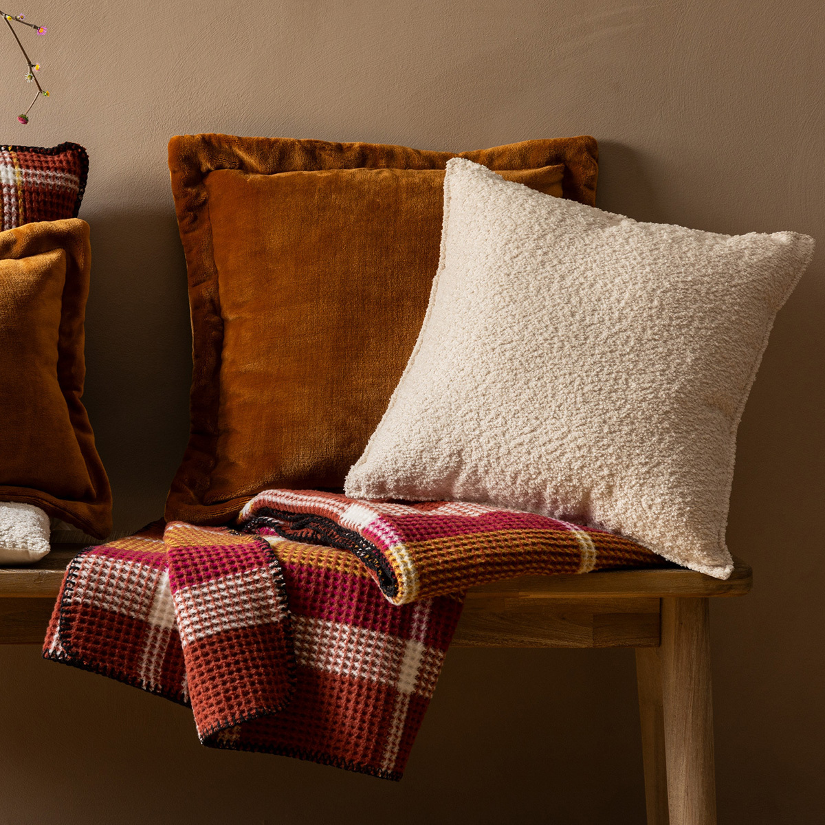 Flannel cushion "Cuddly" Beige linen, 45x45 cm