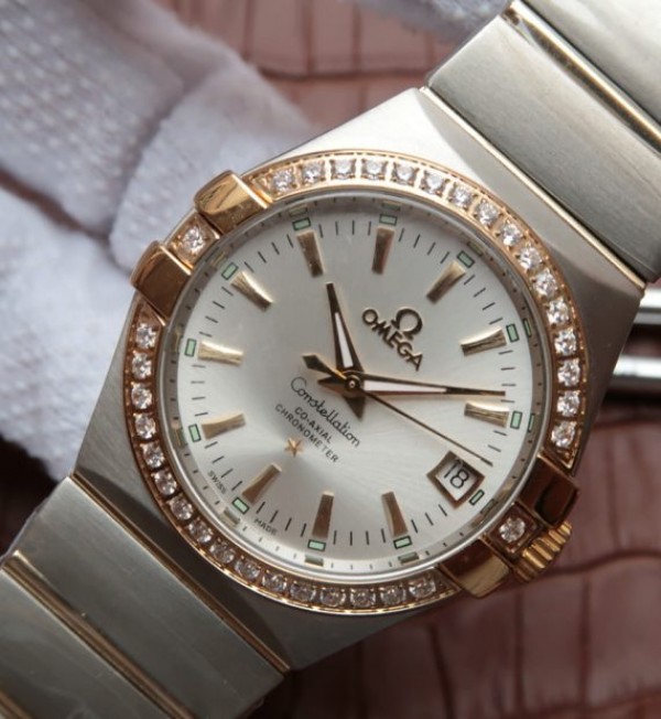 Replica Omega V6 Constellation 35mm White Dial Diamonds Bezel SS Bracelet A2500 - Elite Watch Atelier