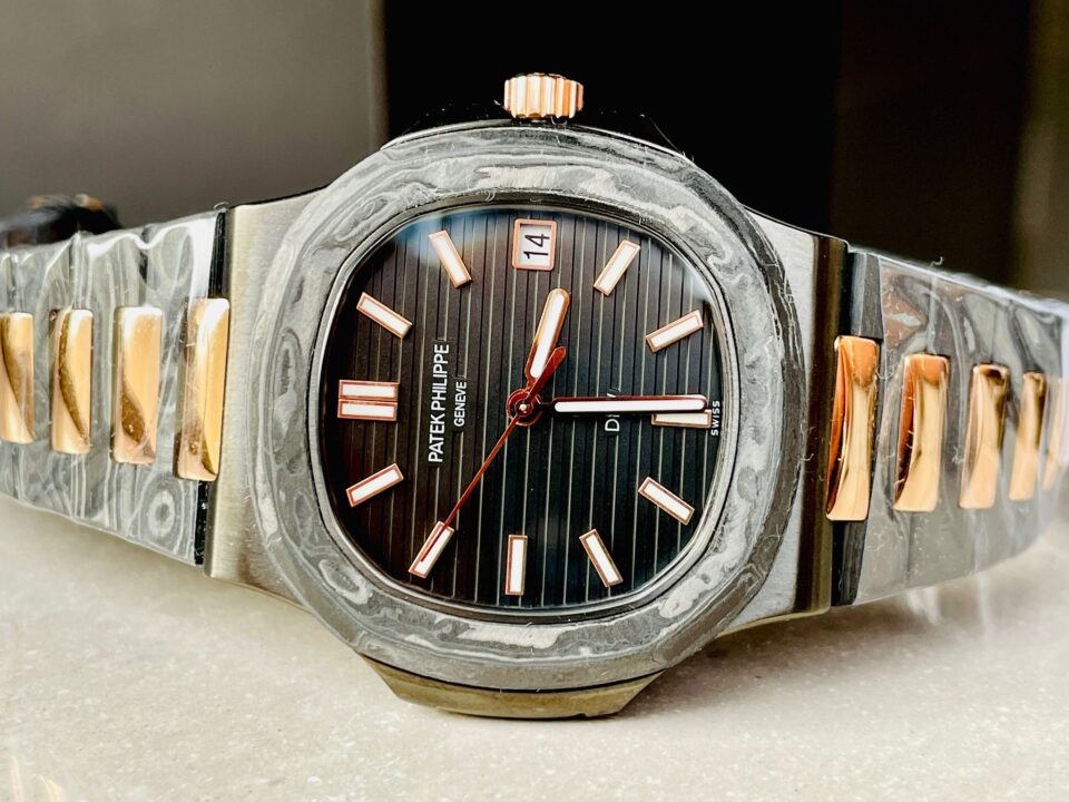 Replica PATEK PHILIPPE Nautilus 5711 DIW Carbon DIWF 1:1 Best Edition Black Textured Dial on Carbon/RG Bracelet 324CS - Top club