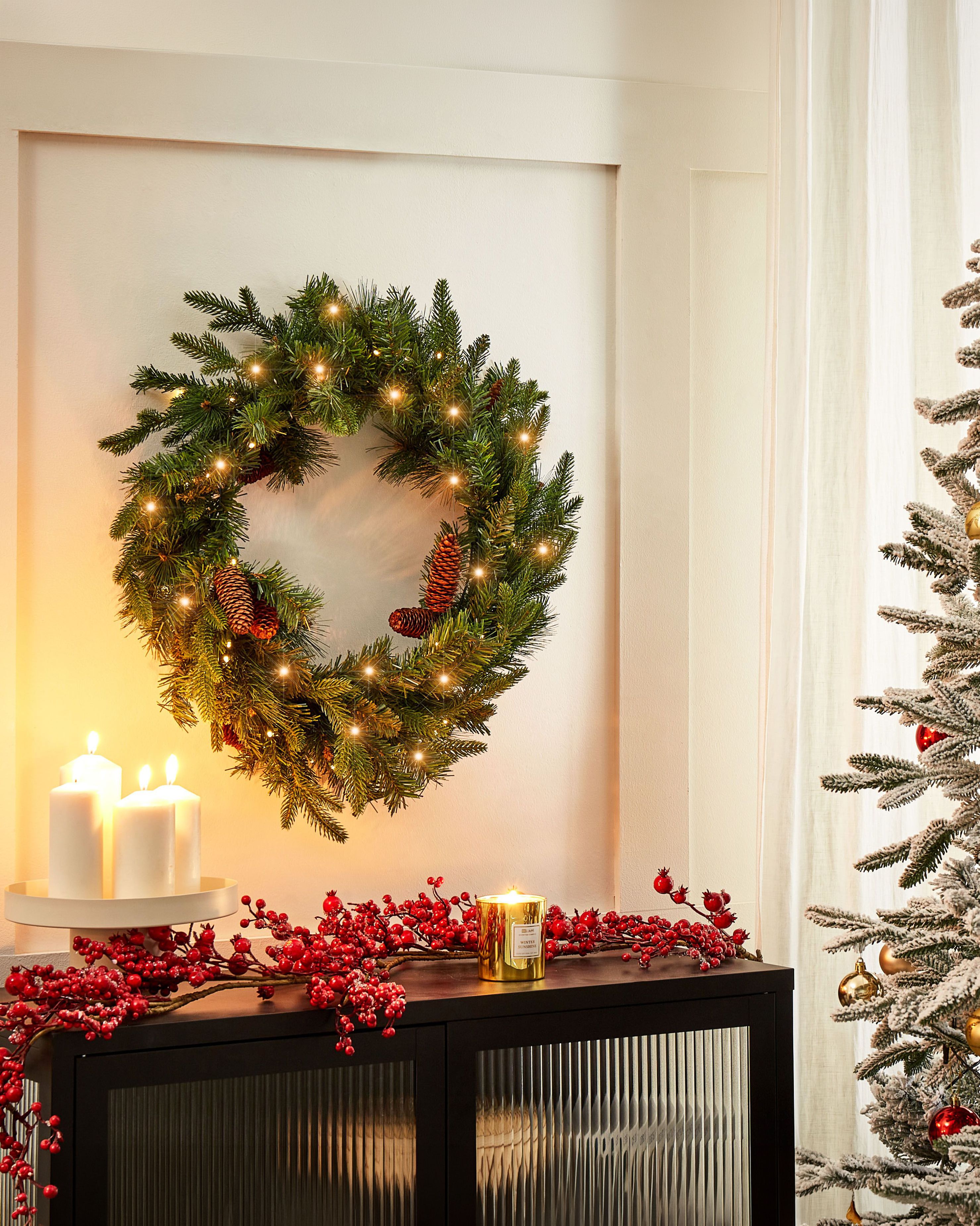 Christmas Wreath LED KAMERUN Green 60 cm