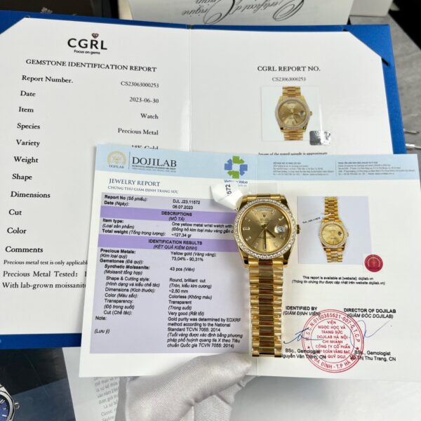 Rolex Day-Date Gold Wrapped Replica Watch With Moissanite Diamonds GM V2 40mm - Elite Watch Atelier