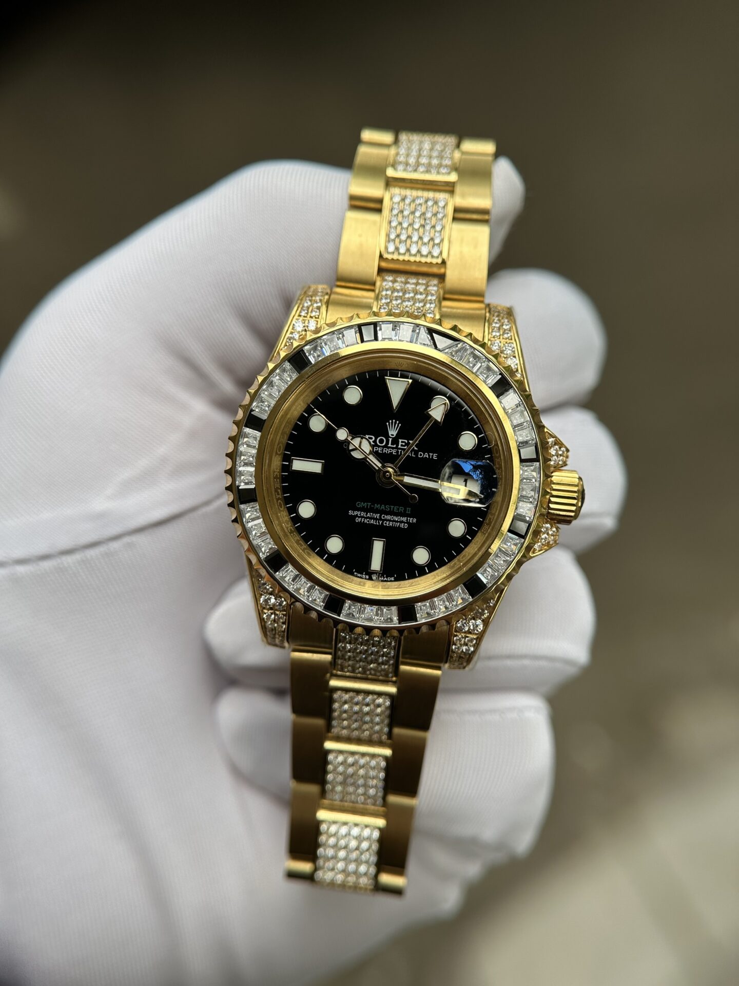Rolex GMT-Master II Replica 1:1 Watch With Full Diamond Black Dial 40mm - Elite Watch Atelier